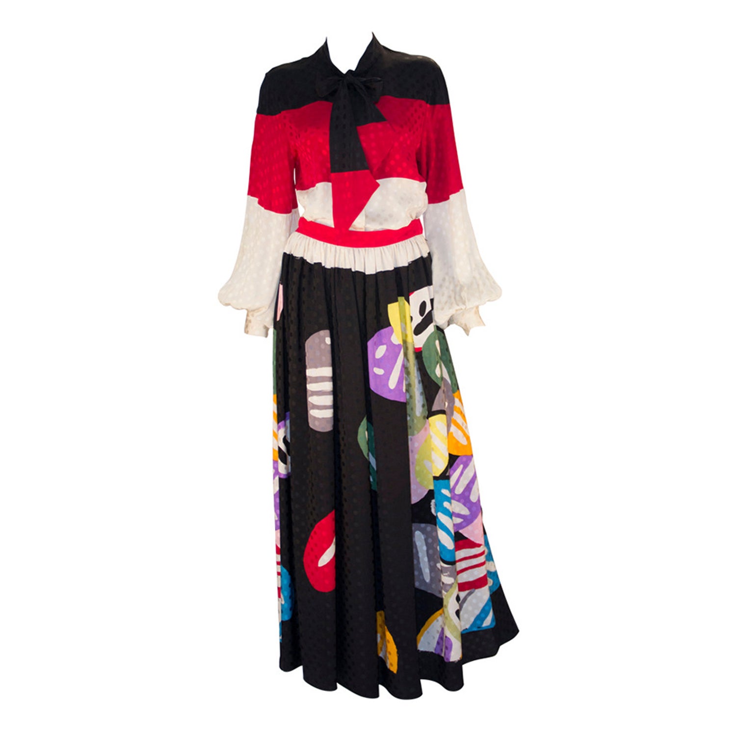 Michaele Vollbracht Designer Print Silk Two Piece Set For Sale at 1stDibs | designer  two piece sets, silk 2 piece set, silk two piece outfits
