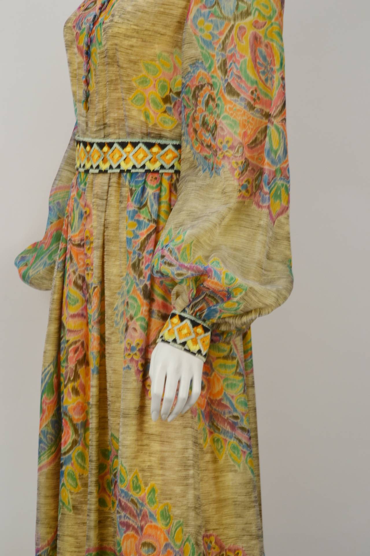 Men's 1970s Yellow Multi Print Embroidered Gown