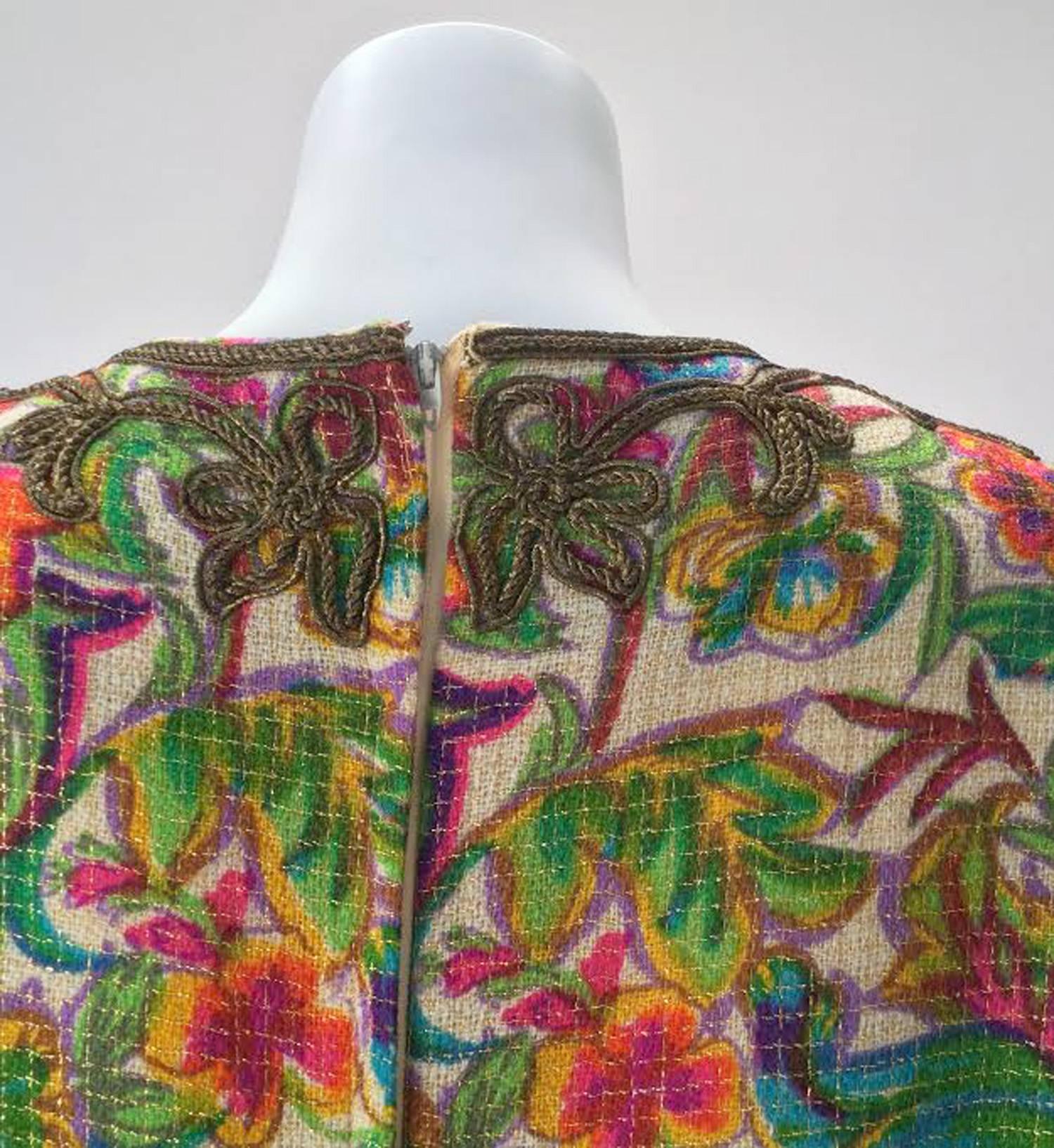 Floral Multi-Colored Embroidered Kaftan OS, 1970s In Excellent Condition For Sale In Houston, TX