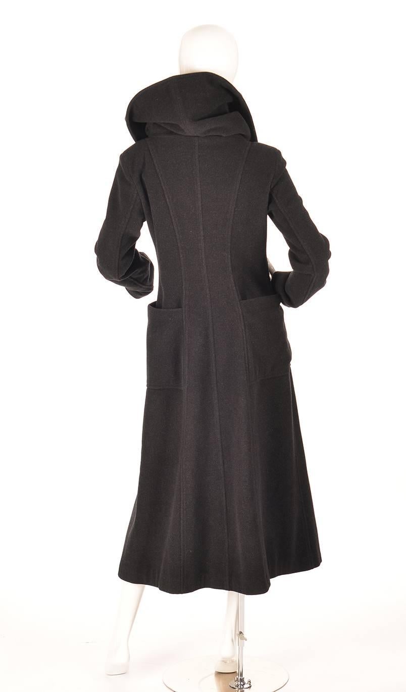 Women's Ivan Grundahal Black Wool Large Collar Coat For Sale