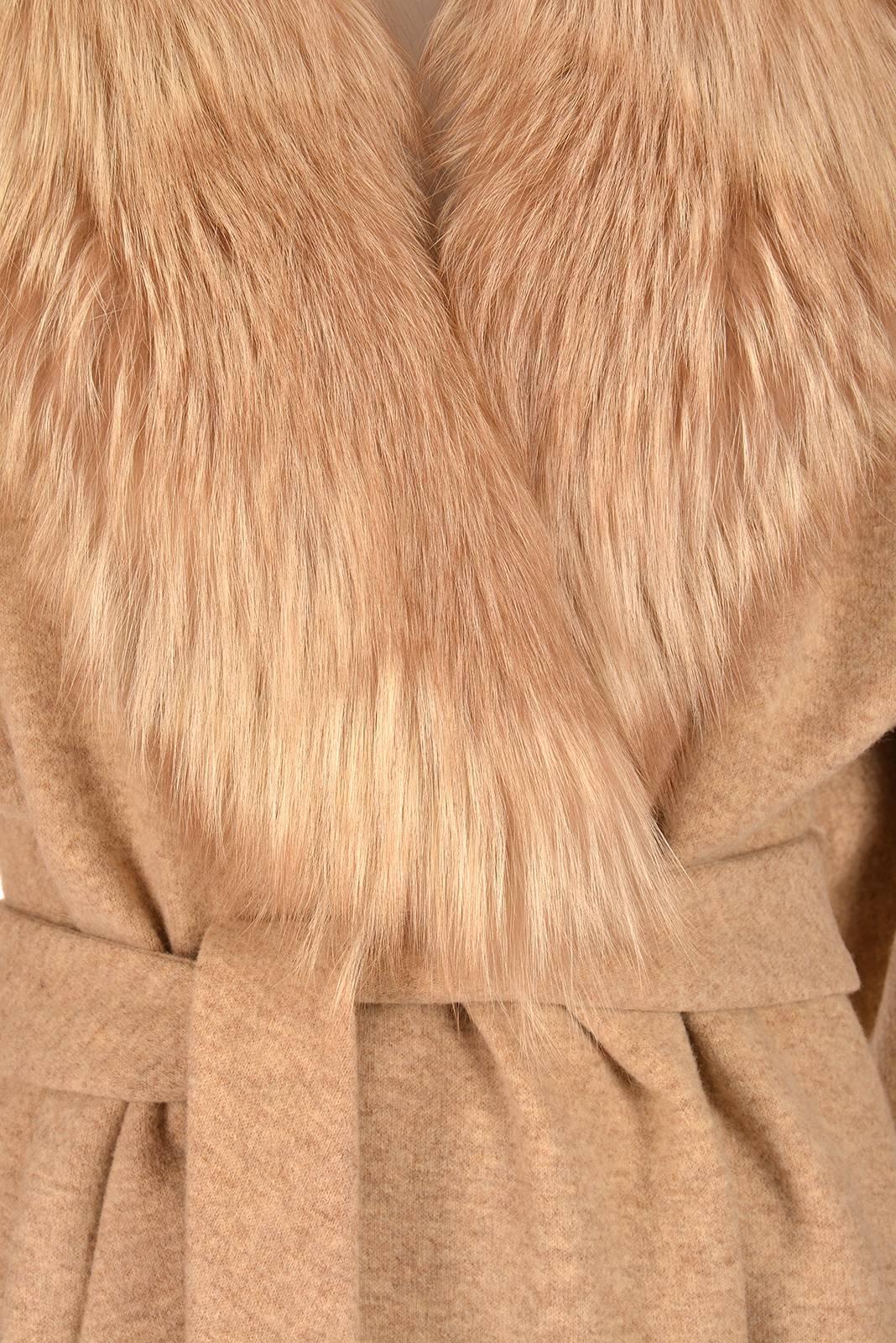 Beige Bill Blass Camel Colored Wool and Fox Fur Coat, Late 1970s For Sale