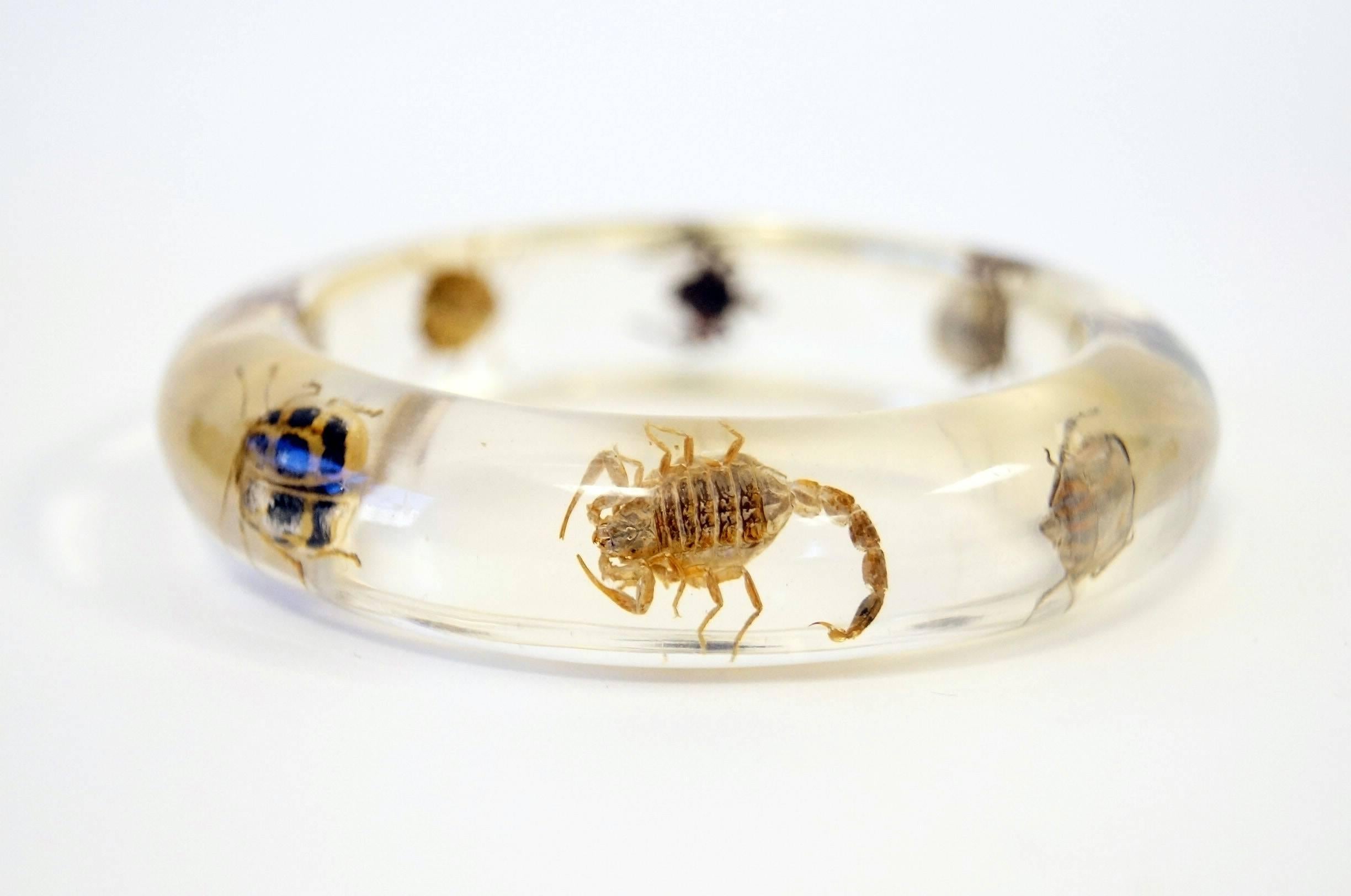 Vintage Lucite Bangle Bracelet with Real Beetles and Scorpion In Excellent Condition In Houston, TX