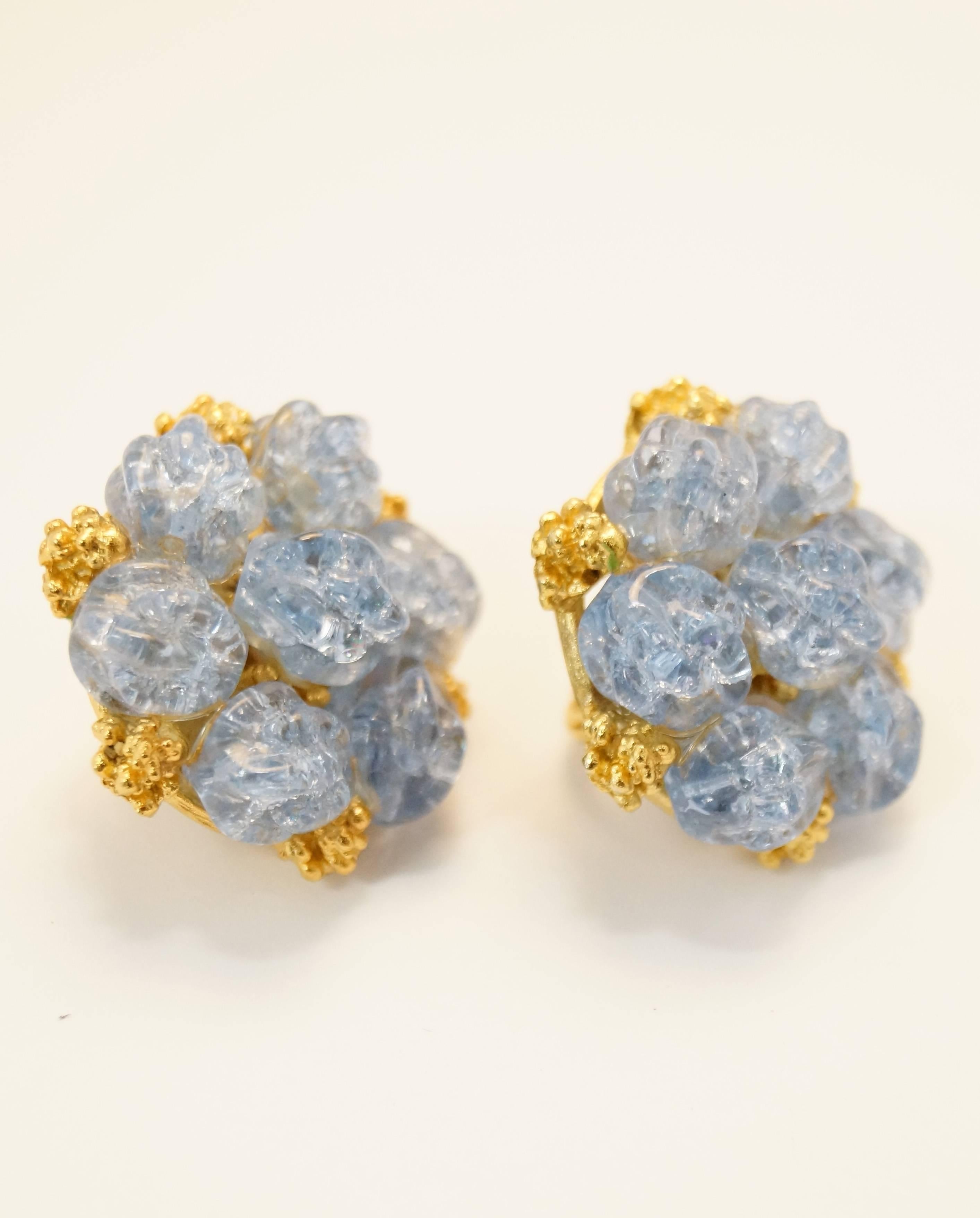 1950s Trifari Grand Parure - Blue Rhinestone with Gold Tone Nugget Spacers For Sale 5