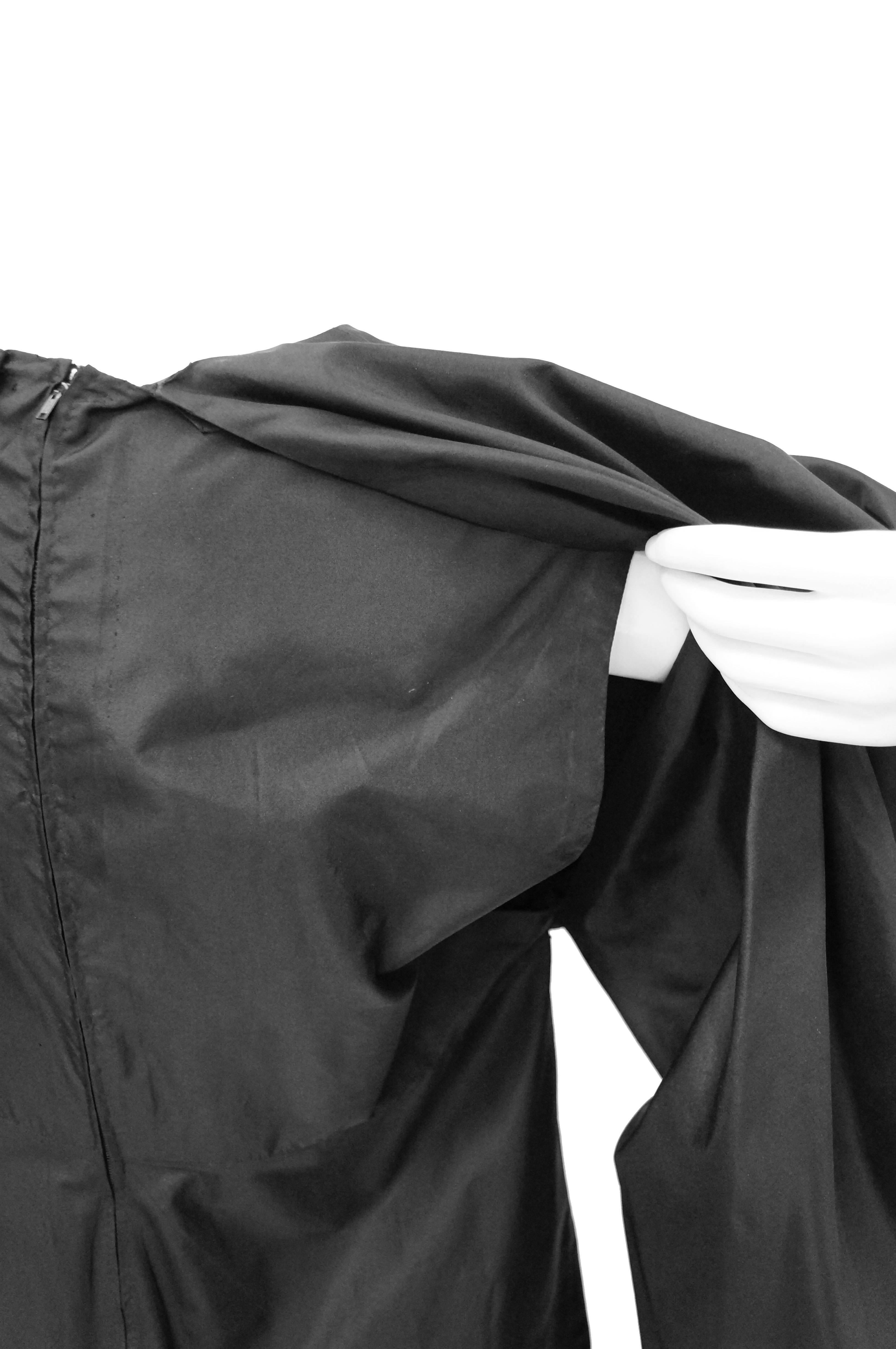 Madame Grès - Robe noire en soie haute couture 