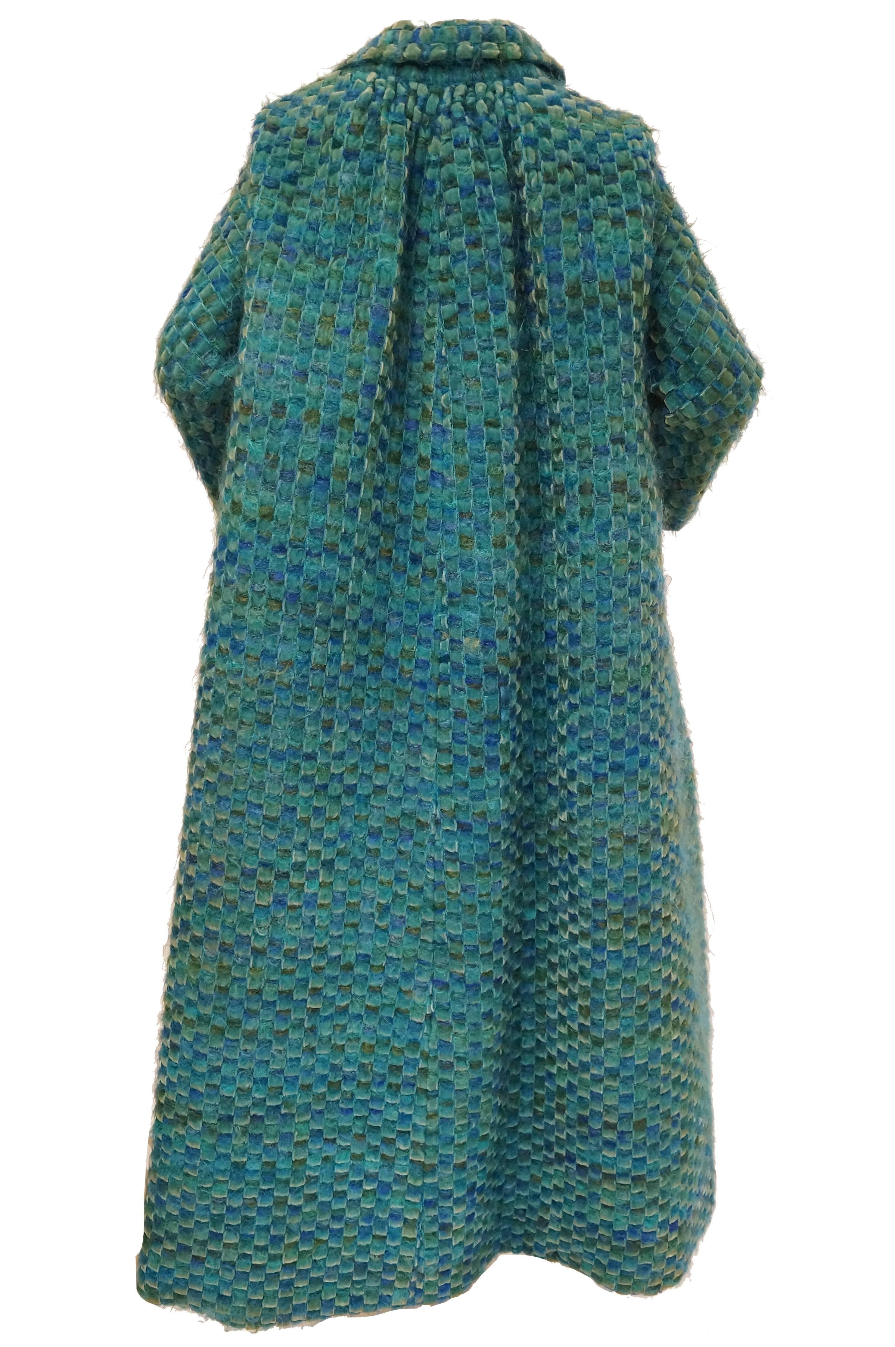 Women's 1960s Nina Ricci Haute Couture Angora and Velvet Turquoise Cape Coat For Sale