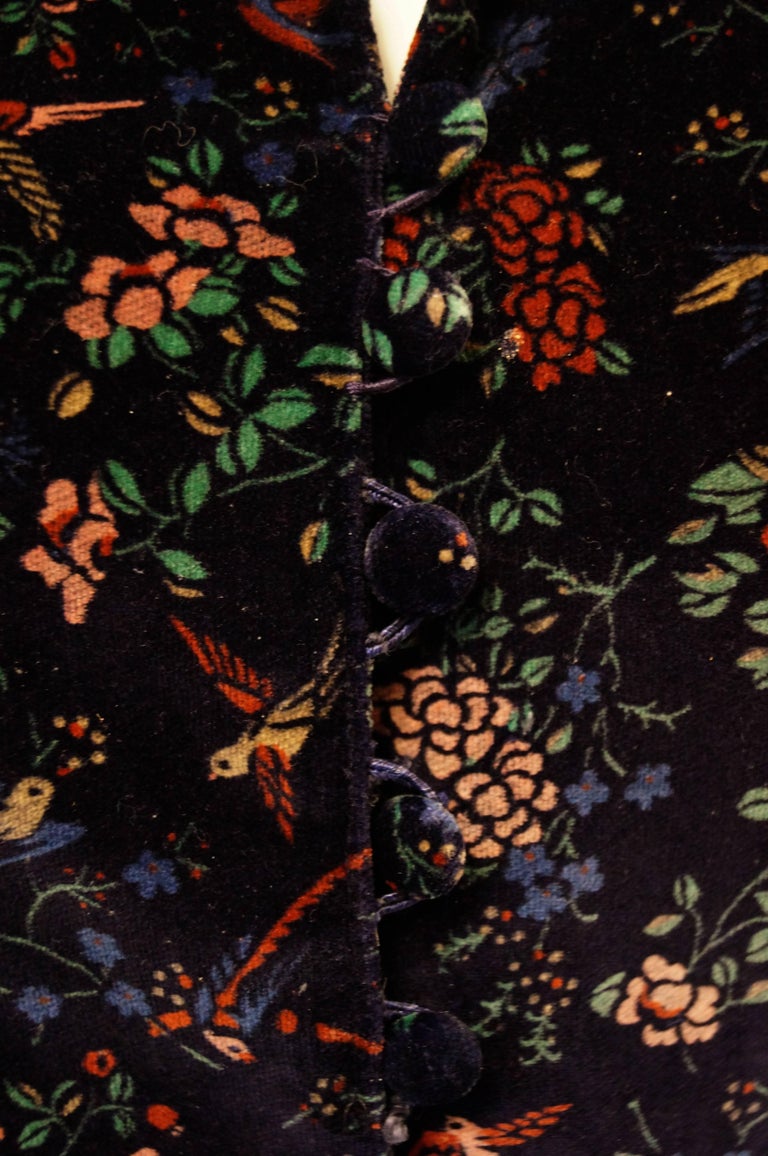 1970s Mollie Parnis B&W Floral Dress main image 1