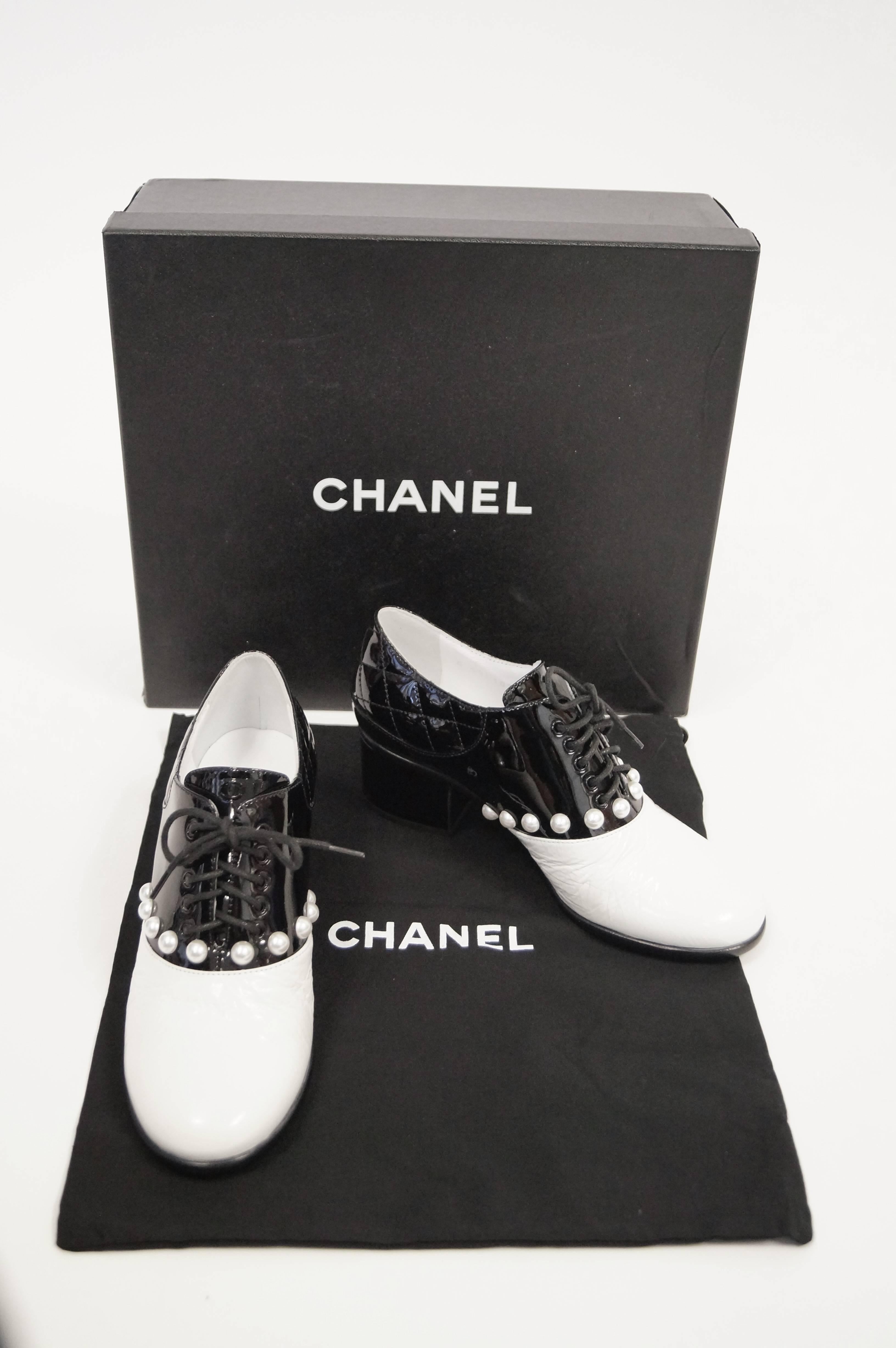 Chanel Black and White Patent Leather Pearl Oxfords, 2014  4