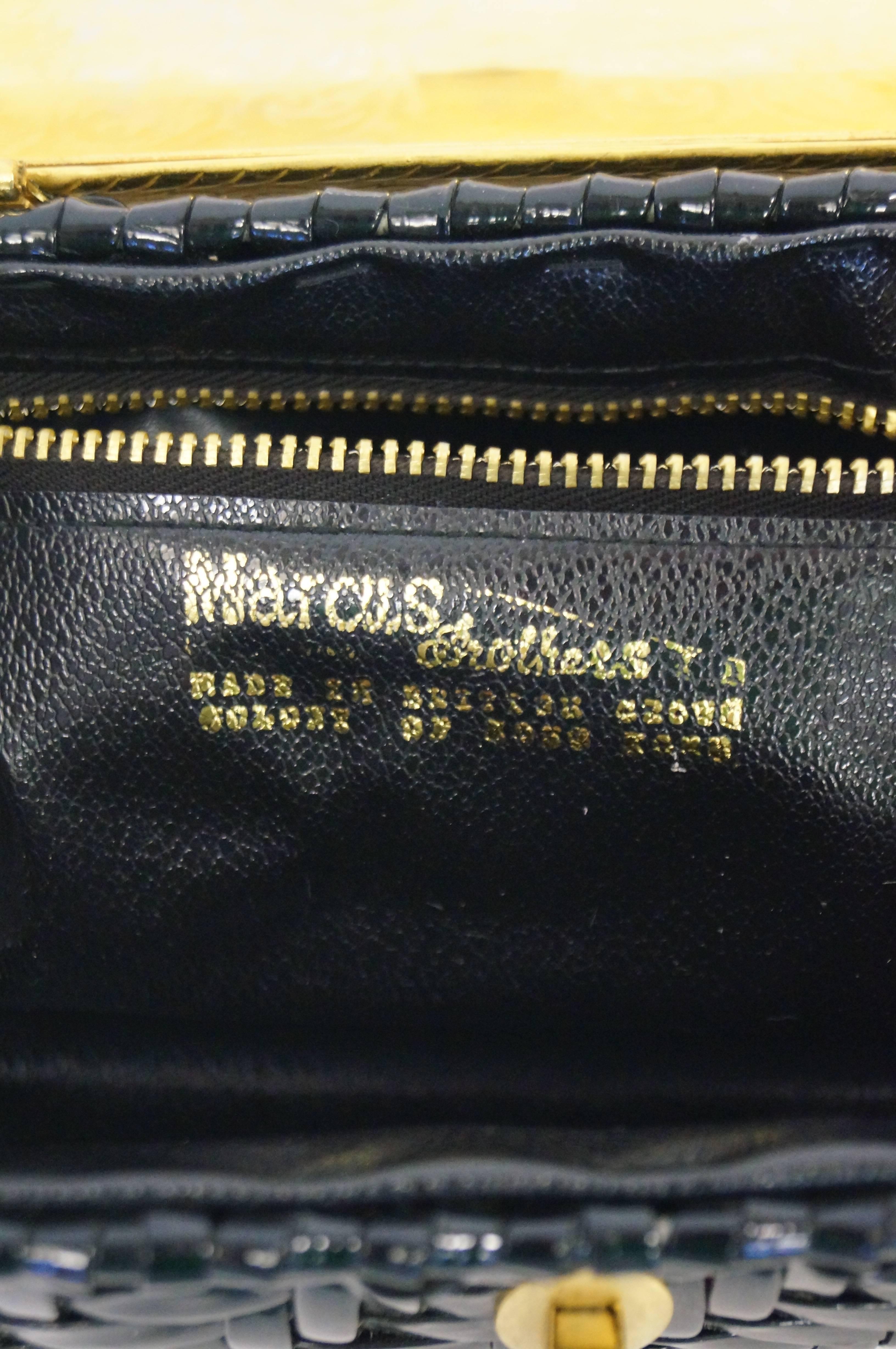 1950s Marcus Brothers Basket Weave Handbag w/ Floral Etched Gold Lid 6