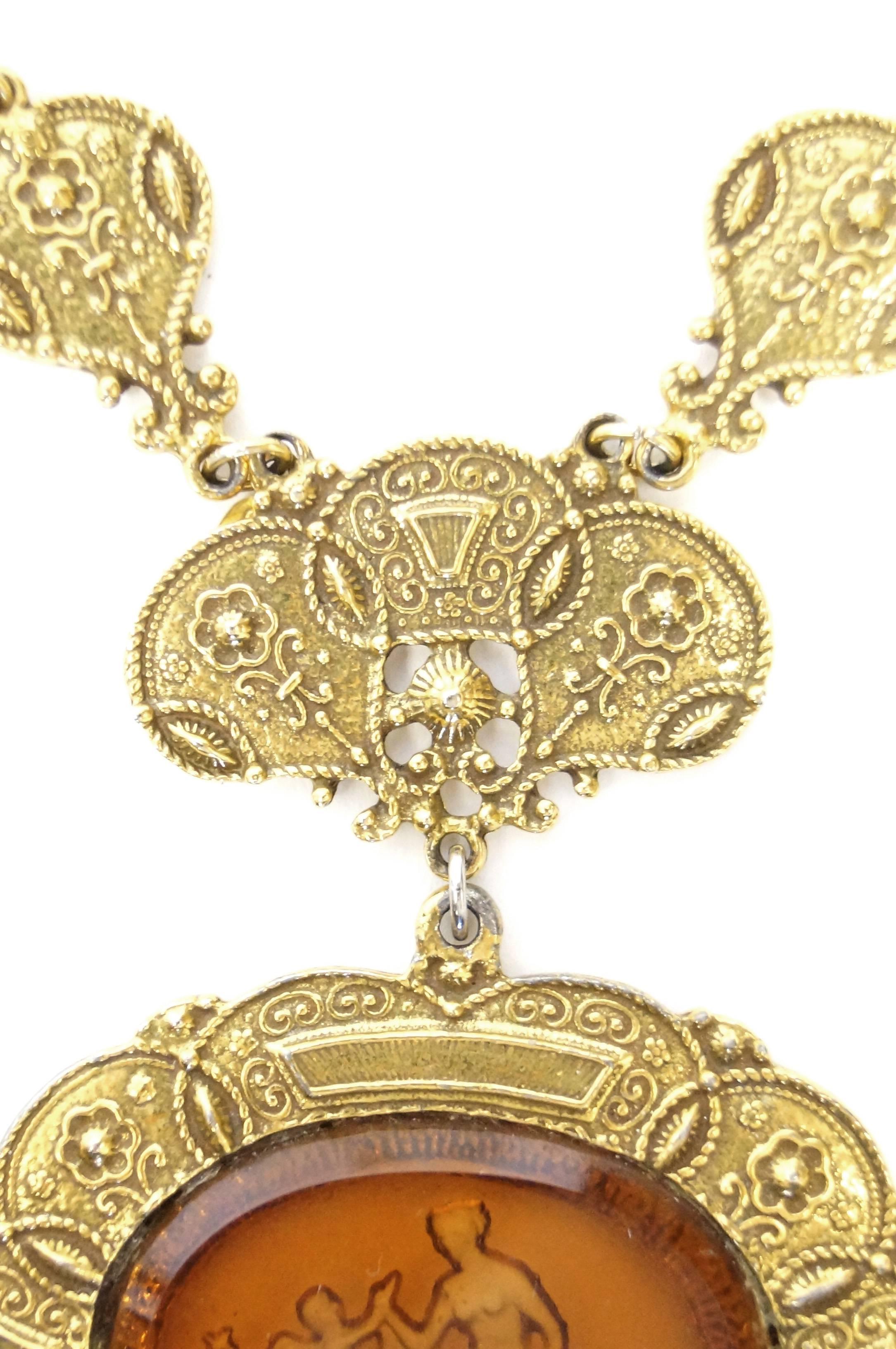 Greek Revival Victorian Revival Cupid and Psyche Intaglio Medallion Necklace, 1960s For Sale