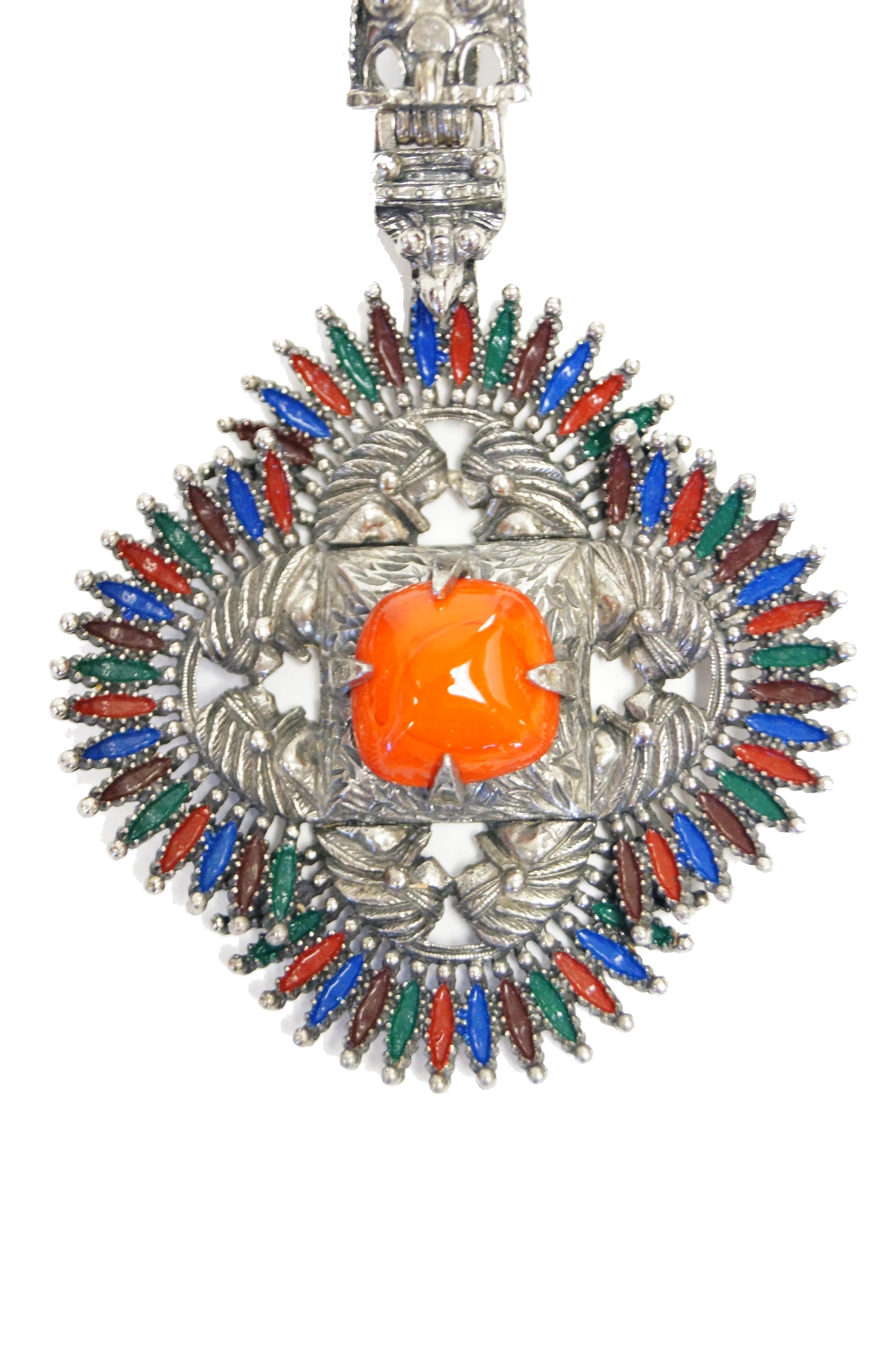 Iconic 1970s VRBA Castlecliff Necklace Pendant In Excellent Condition For Sale In Houston, TX