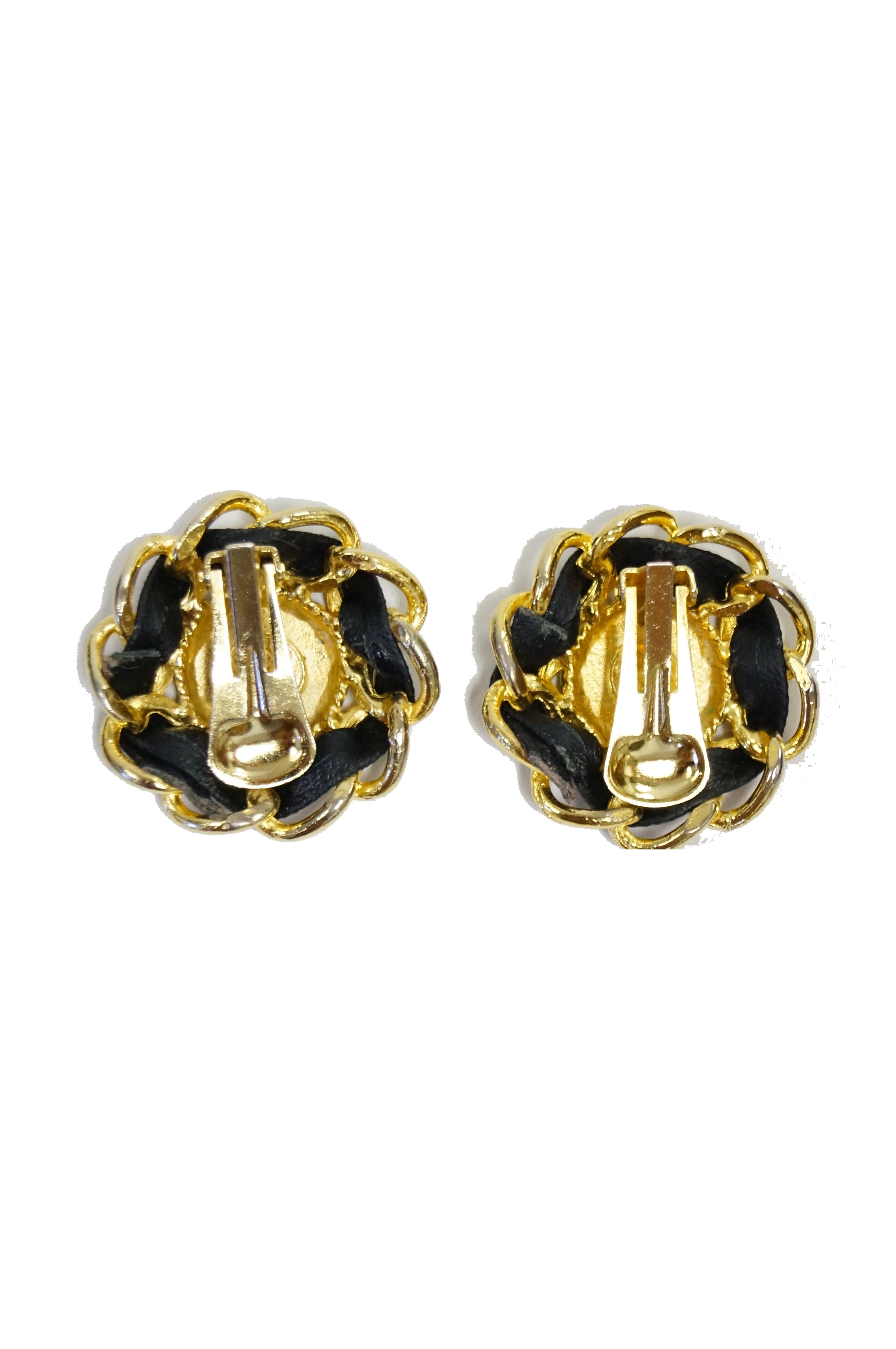 Iconic 1980s Chanel Logo Gold and Leather Clip Earrings In Excellent Condition In Houston, TX