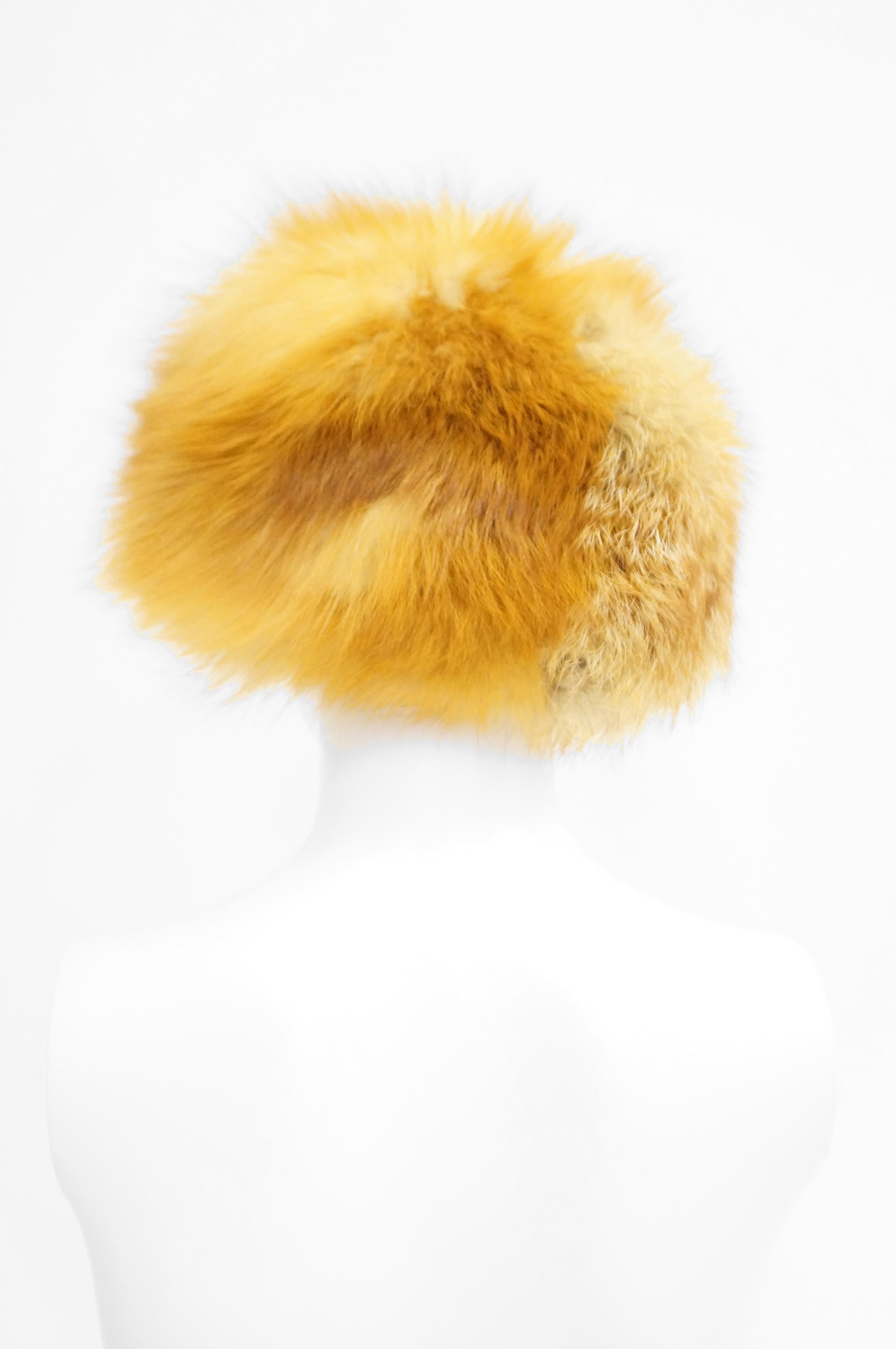 1960s Vincent & Bill Gold Fox Fur Hat In Excellent Condition For Sale In Houston, TX