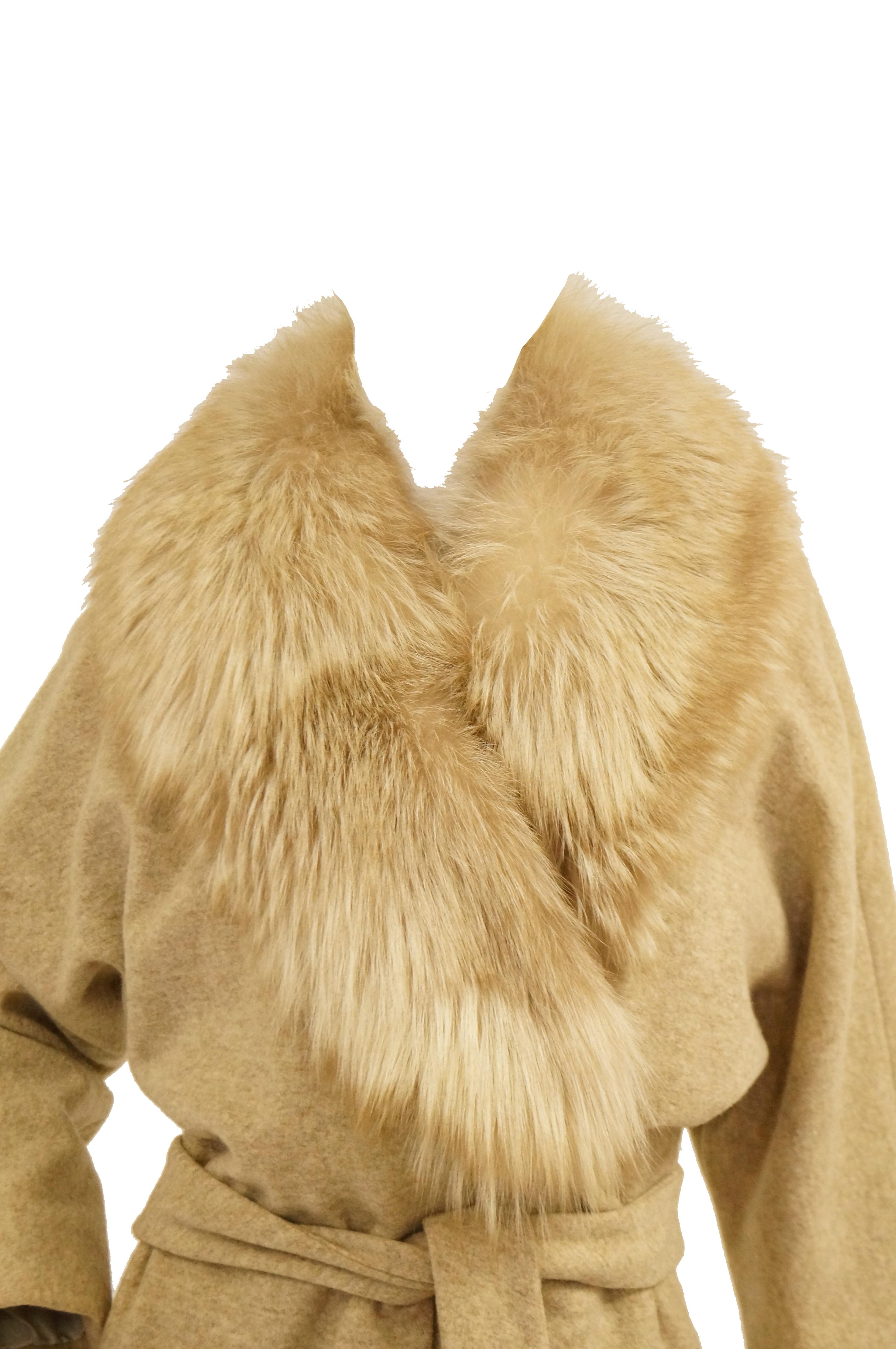 1970s Bill Blass Plush Fox Collar Wool Wrap Coat for Neiman Marcus In Excellent Condition In Houston, TX