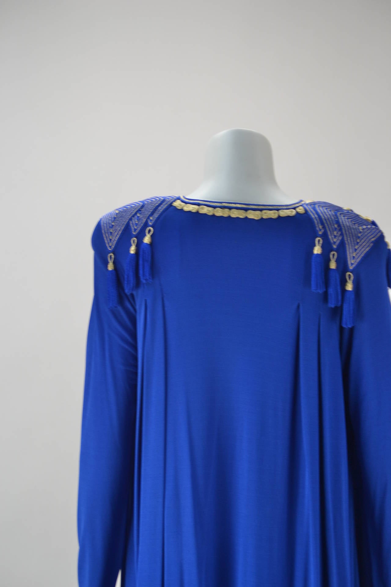Kenza Vintage Royal Blue Kaftan In Excellent Condition For Sale In Houston, TX