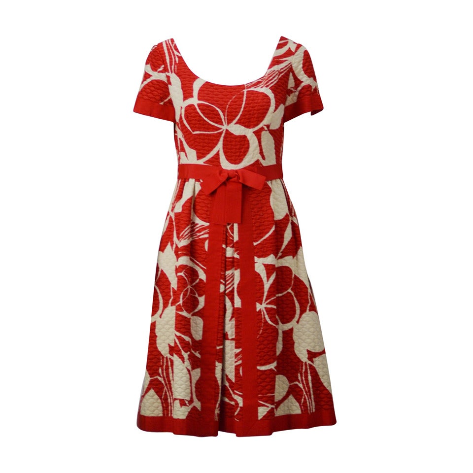 1970s Mollie Parnis Red and Bone Print Cotton Dress For Sale