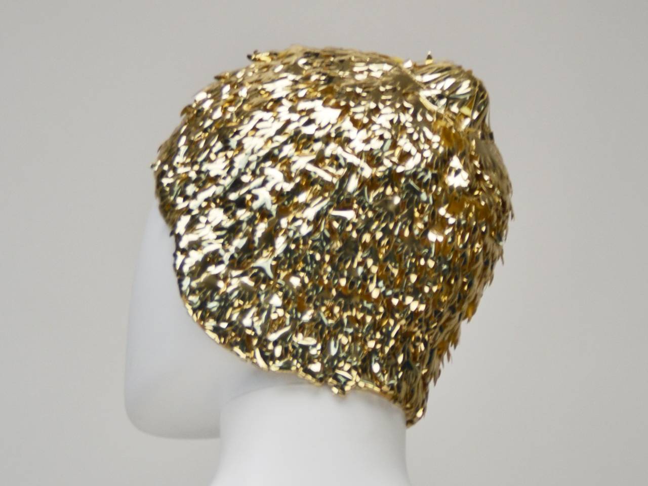Collectible Mod Gold Layered Swim Cap In Good Condition In Houston, TX