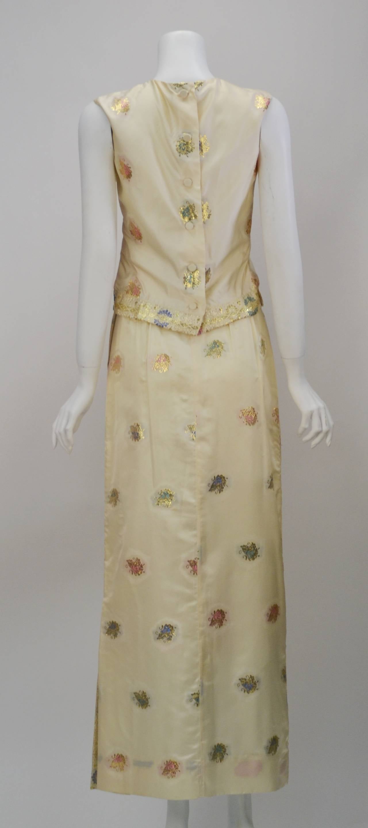Brown 1960s Asian Inspired Silk and Gold Motif Ensemble For Sale