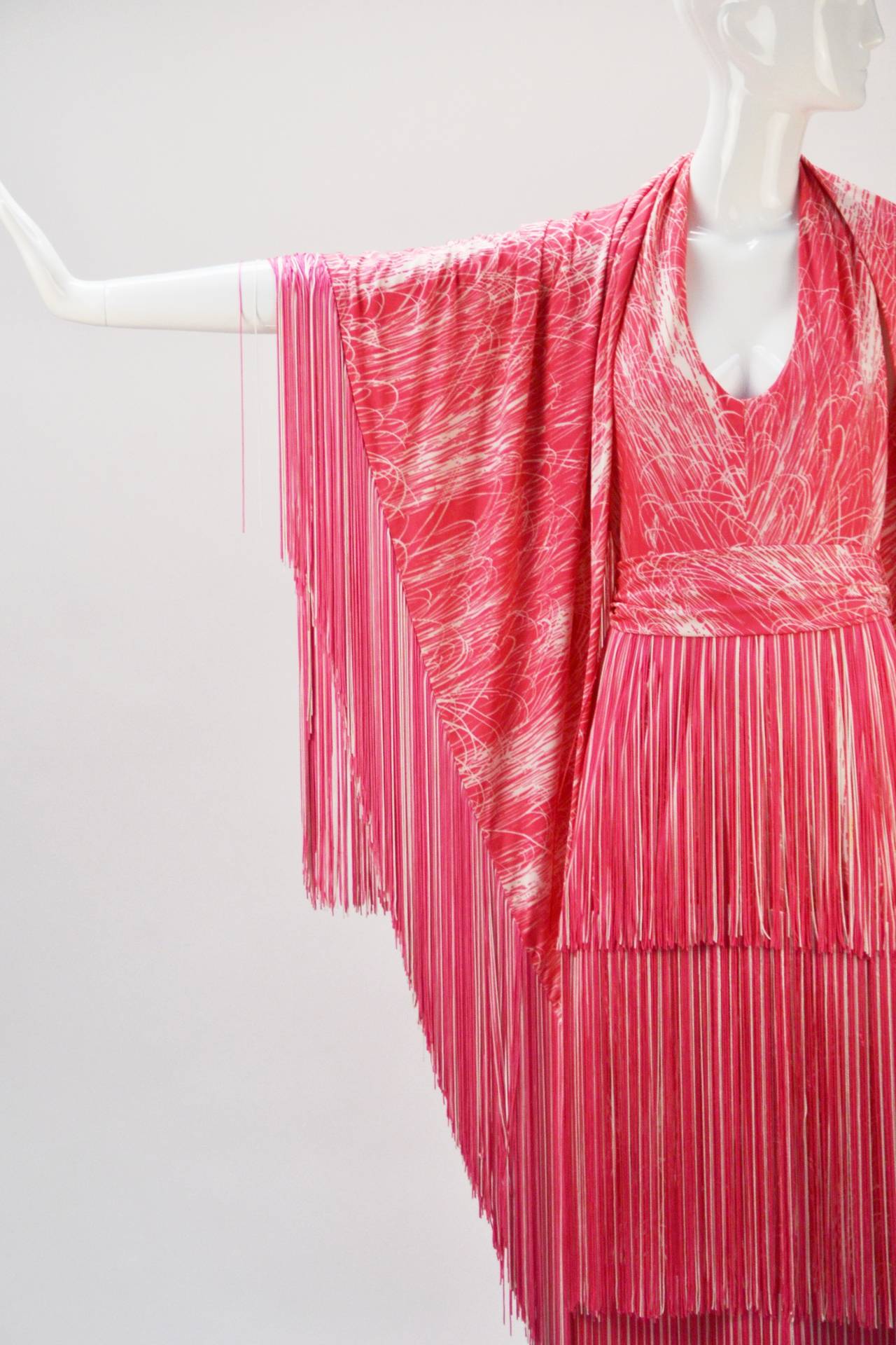 1970s Lilli Diamond Pink and White Fringe Halter Dress and Shawl In Good Condition In Houston, TX