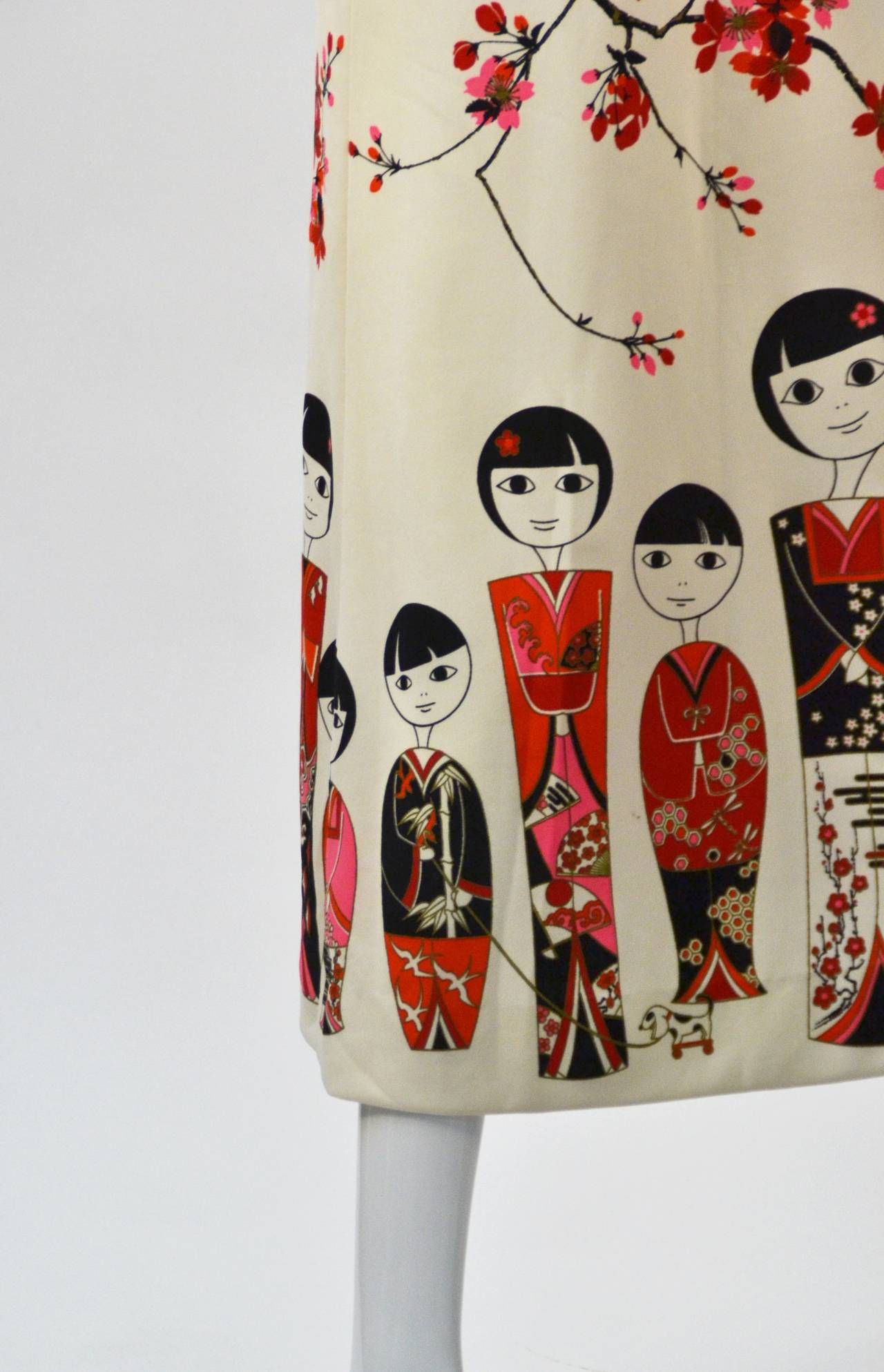 1960s Shaheen Kokeshi Doll Border Print Maxi Skirt with Obi Belt In Good Condition In Houston, TX