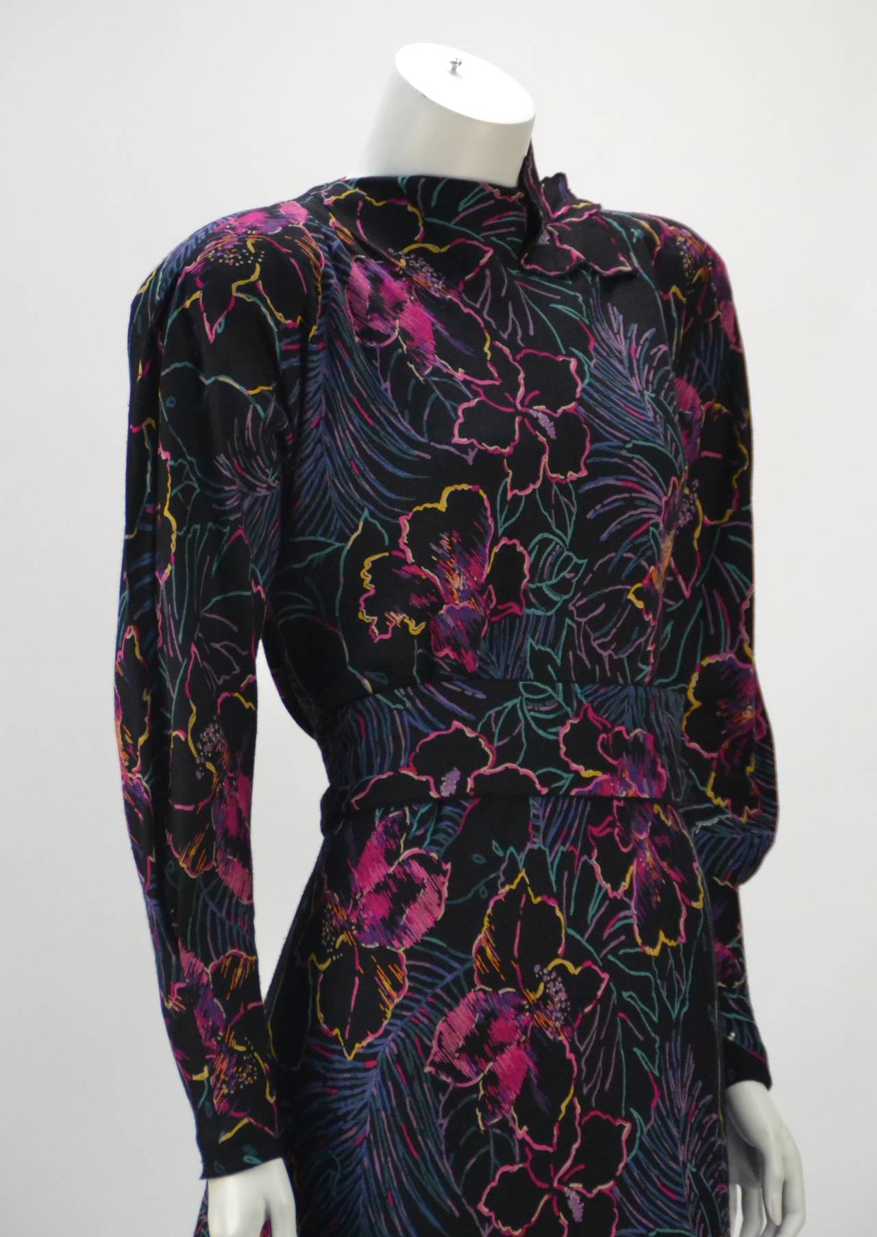 1980s Pauline Trigere Floral Print Dress For Sale at 1stDibs