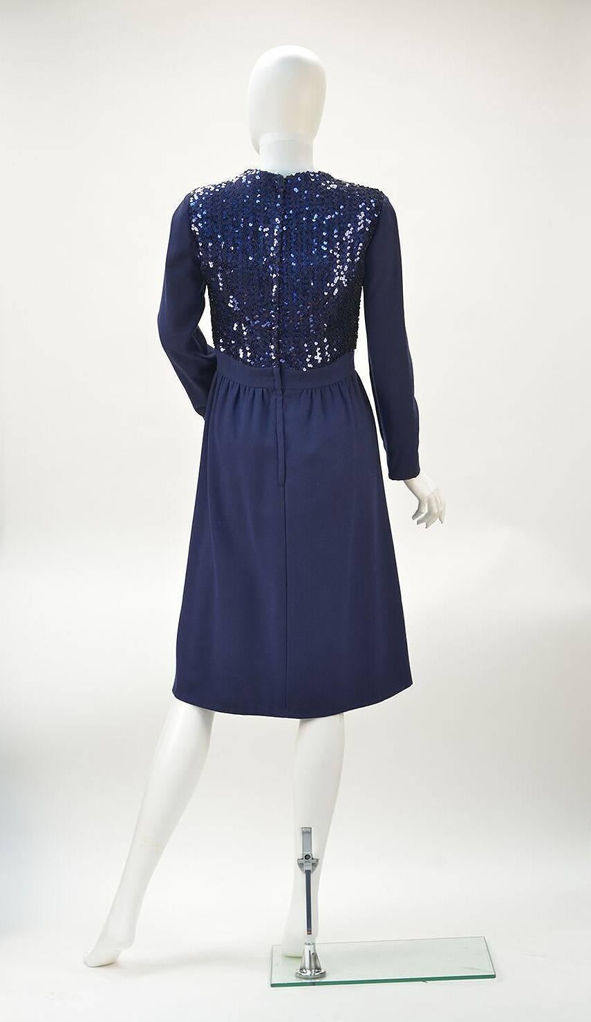 1960s Navy Wool Sequined Cocktail Dress In Good Condition For Sale In Houston, TX