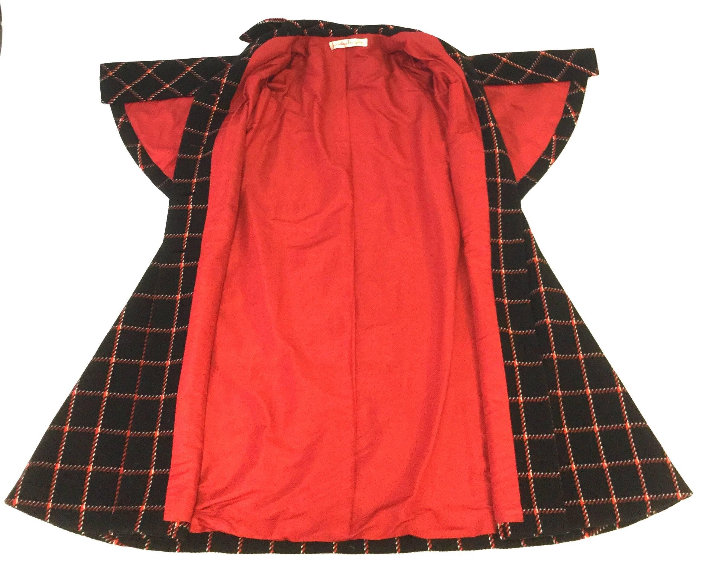 1970s Pauline Trigere Black and Red Plaid Wool Cape and Skirt  For Sale 6