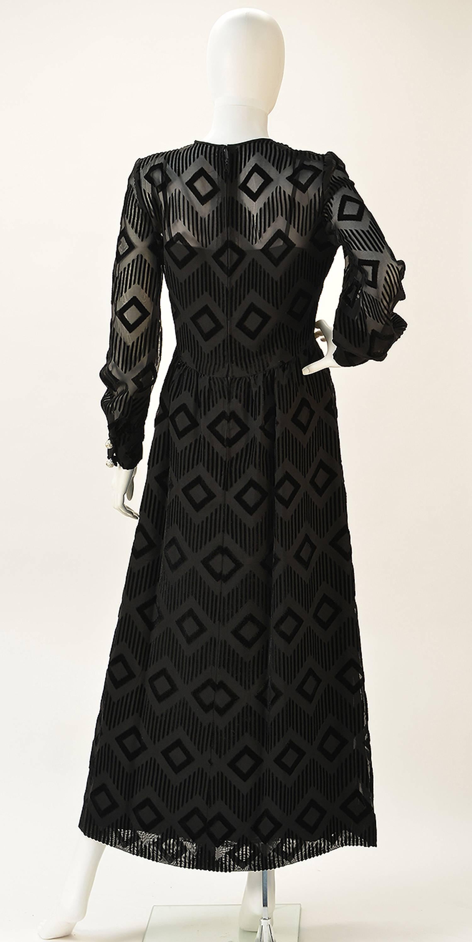 Pierre Balmain Black Silk Burnout Dress, 1970s  In Excellent Condition For Sale In Houston, TX
