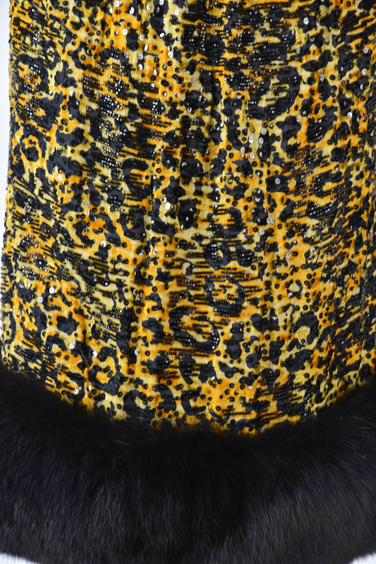 1980s Bill Blass Silk Burnout Yellow Leopard Print Dress with Mink Trim In Excellent Condition For Sale In Houston, TX