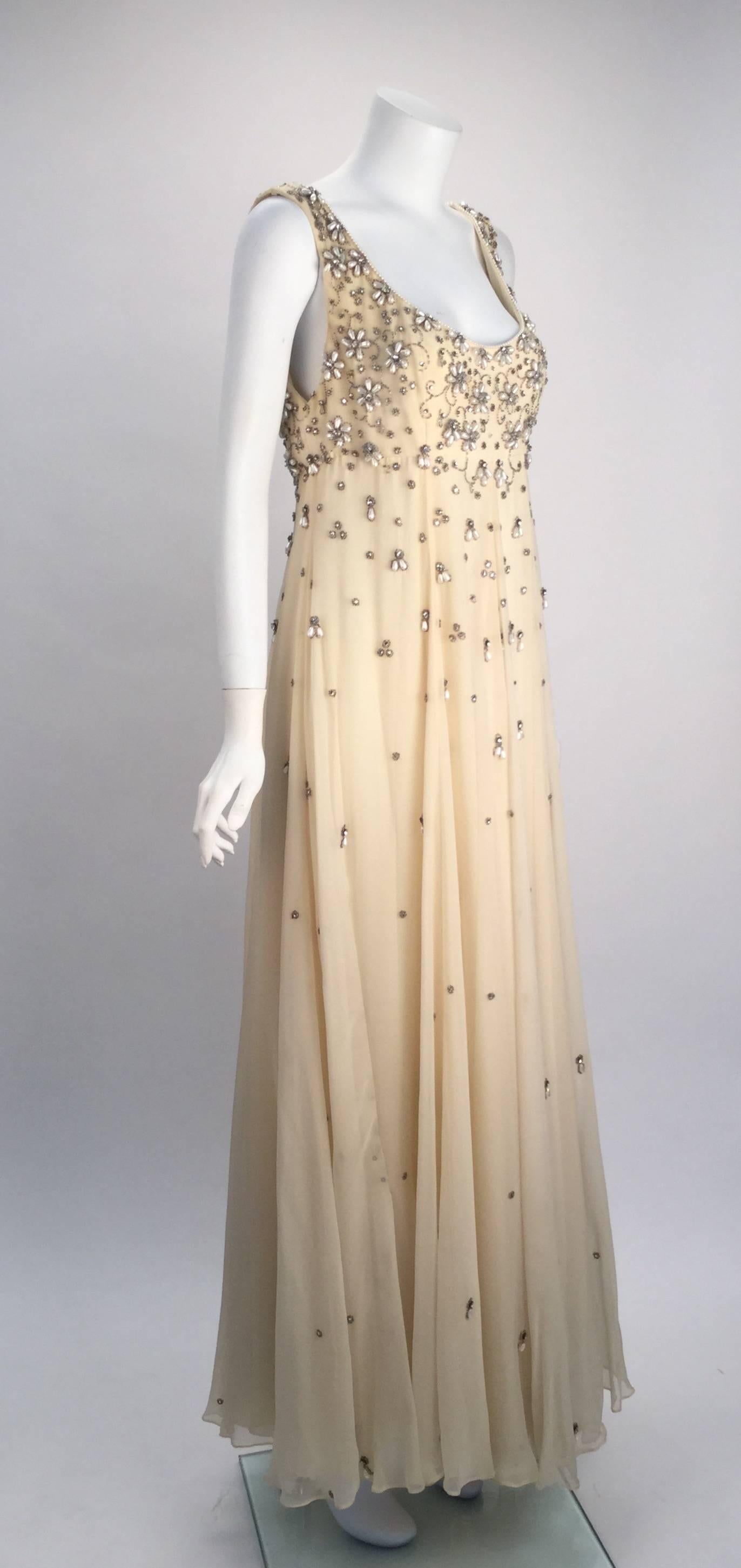 1960s Victoria Royal Ivory Dress Ensemble w/ Beautiful Detail  In Good Condition In Houston, TX