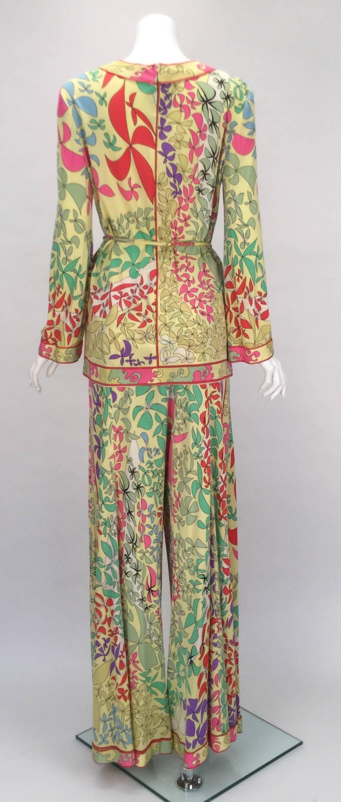 Women's Bessi Multicolored Silk Ensemble, 1970s  For Sale