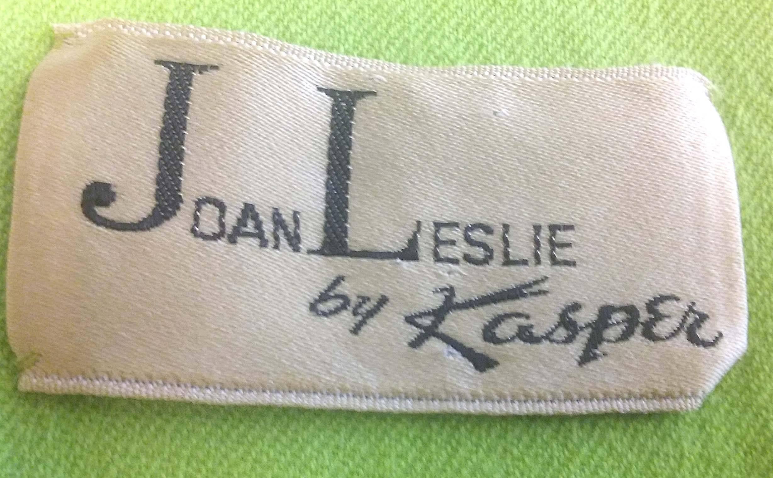 1960's Joan Leslie for Kasper Lime Green Sleeveless Shift Dress  In Good Condition In Houston, TX