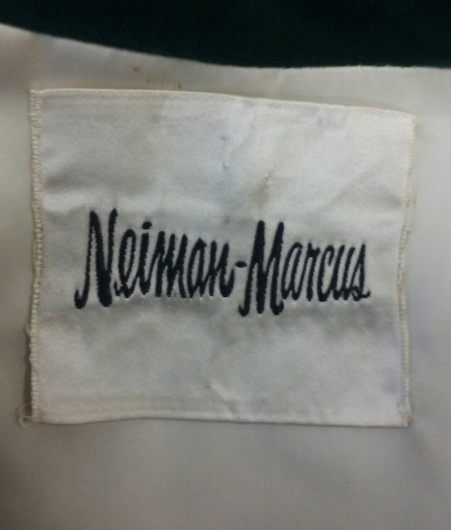 Vintage Neiman Marcus Emerald Green Velvet Cape Cloak at 1stDibs ...