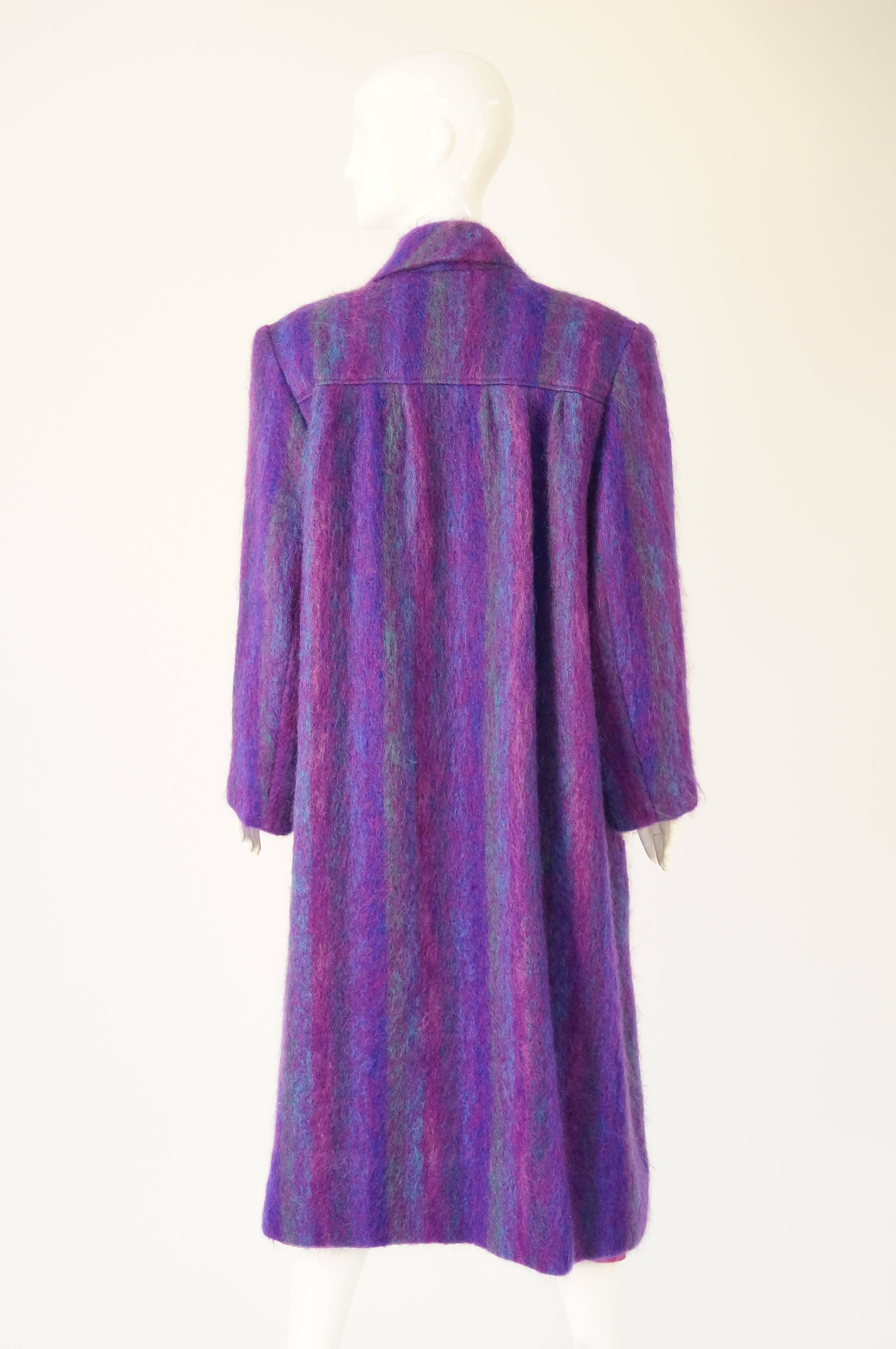 1980s Purple Mohair Coat Jacket  In Excellent Condition For Sale In Houston, TX