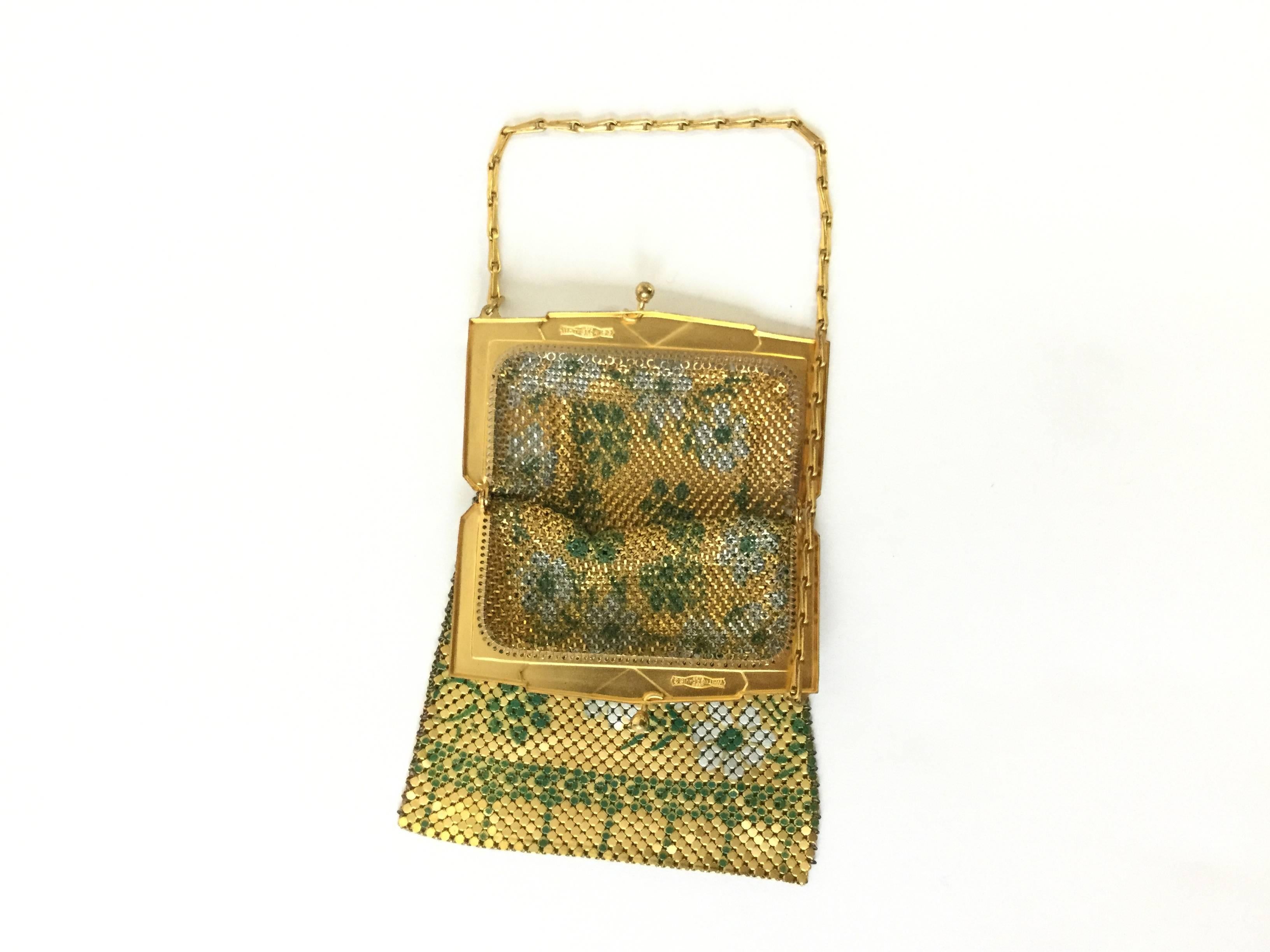 1920s Whiting and Davis Floral Enamel Gold Art Deco Mesh Purse In Excellent Condition In Houston, TX
