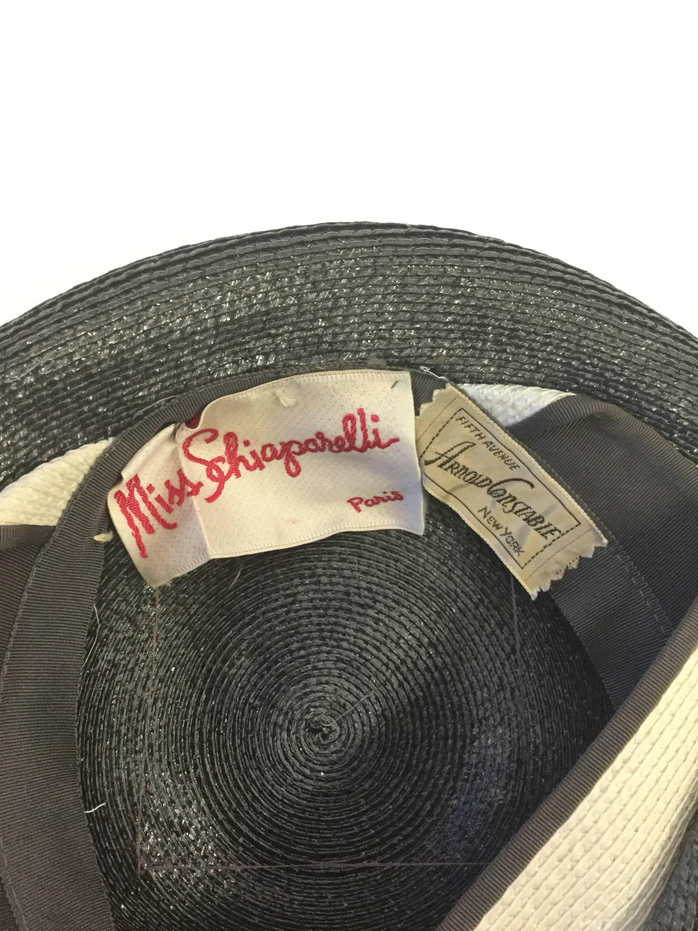 1960s Miss Schiaparelli Woven Navy and Cream Beret In Excellent Condition For Sale In Houston, TX