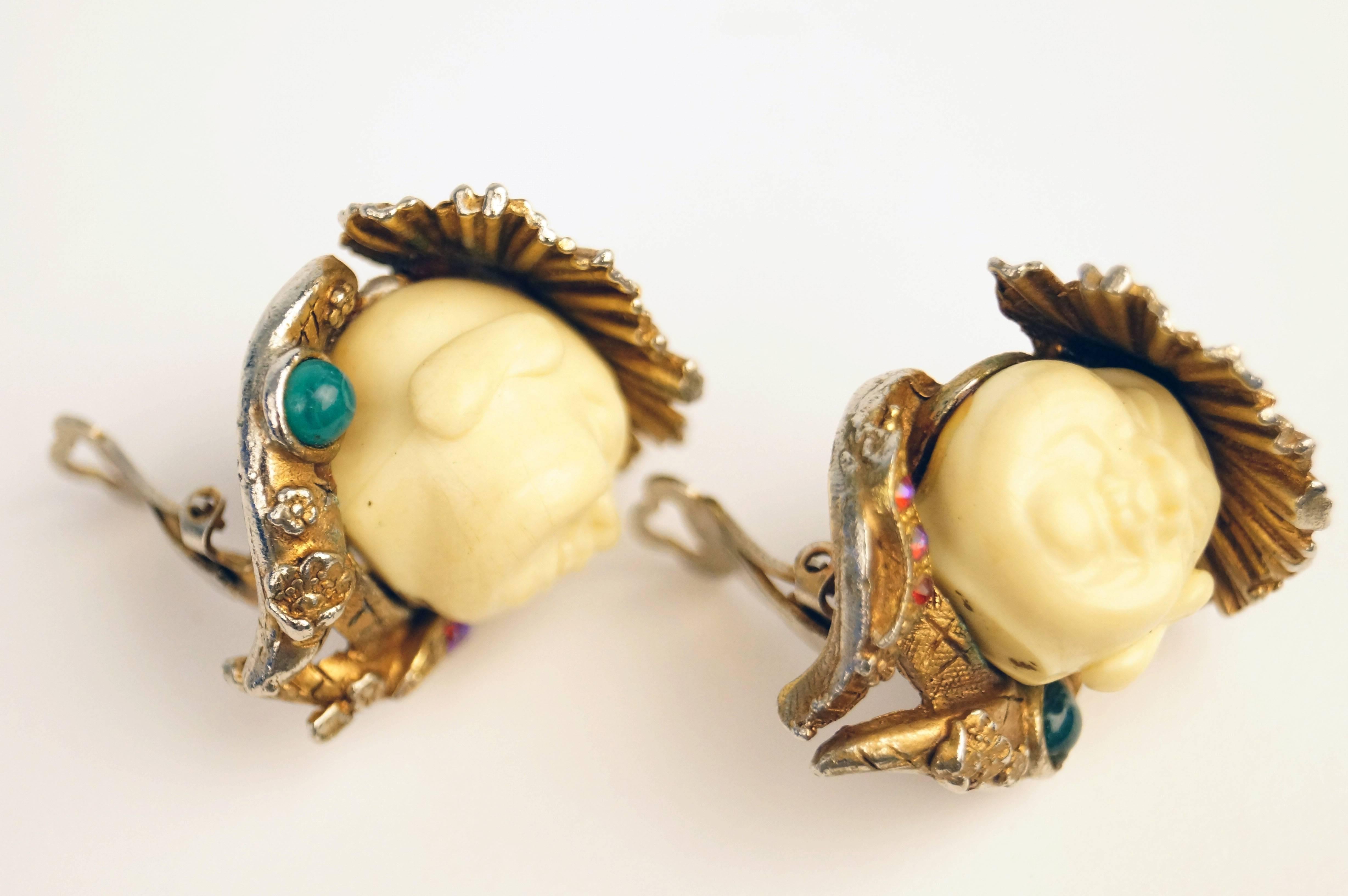 Rare Mid Century HAR Laughing Buddha Demi Parure In Good Condition For Sale In Houston, TX