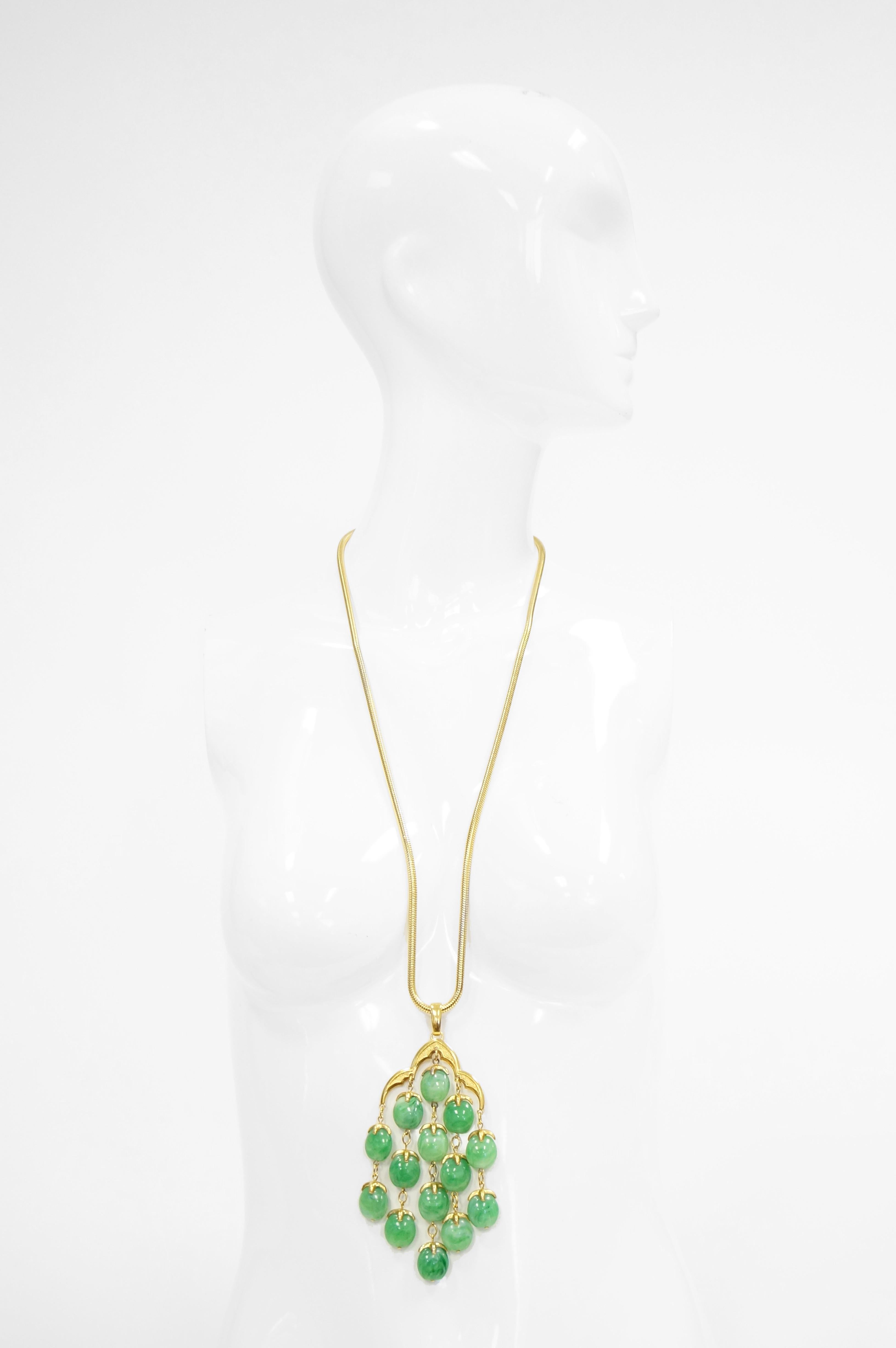 Women's Late 1960s Trifari Long Jade Green Lucite Waterfall Necklace For Sale