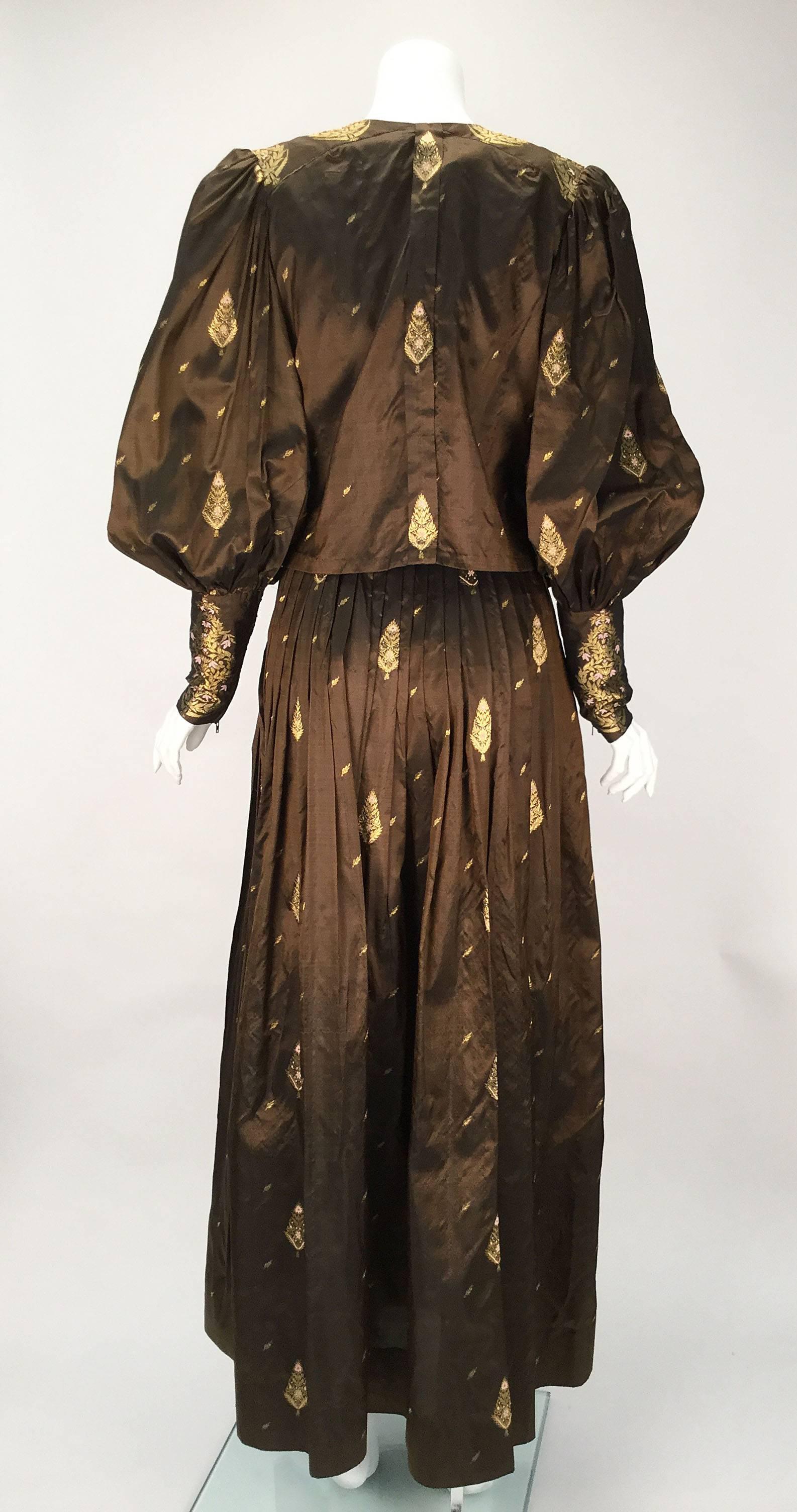 1970s Brown and Gold Metallic Silk Ensemble For Sale 2