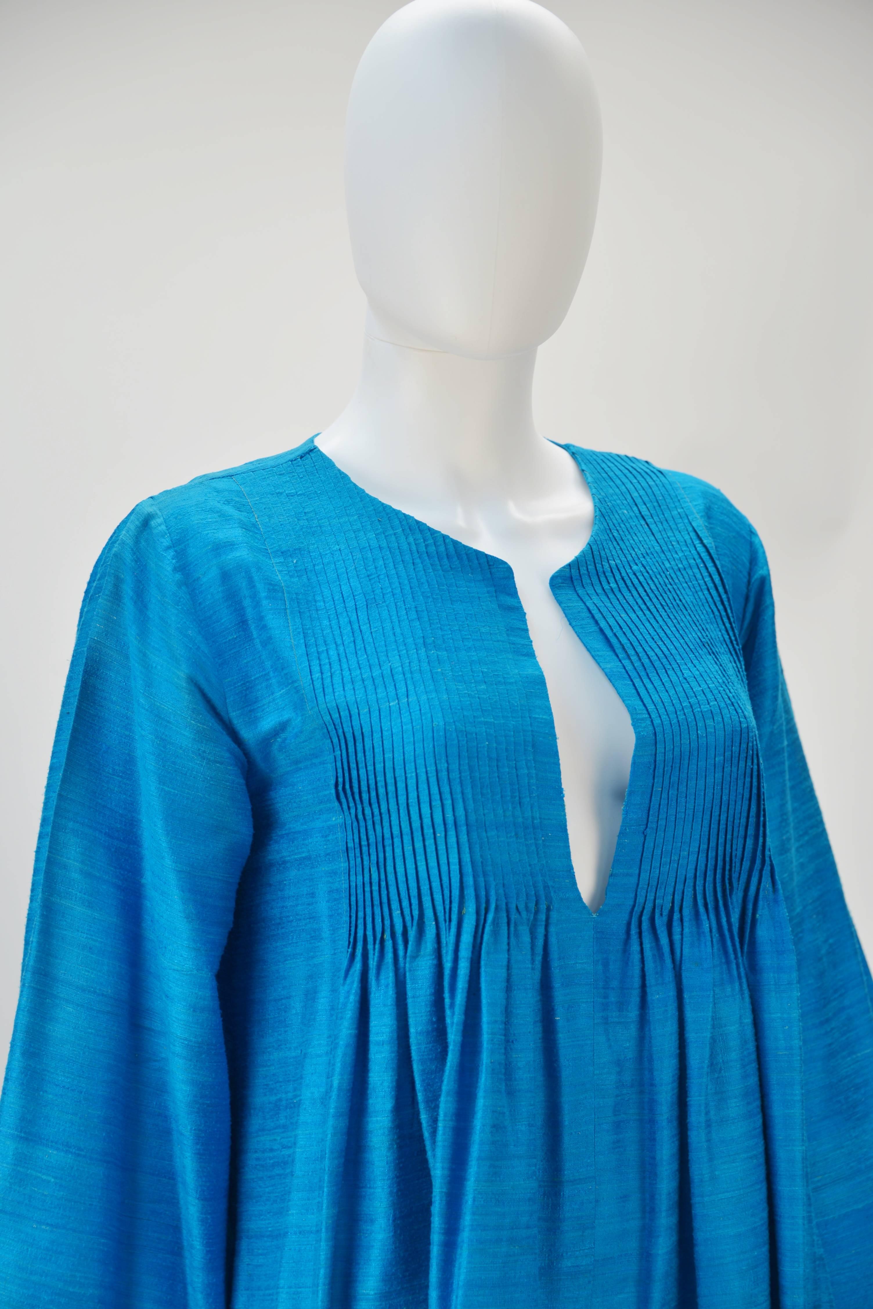 Women's Marti Blue Silk Kaftan, 1970s   For Sale