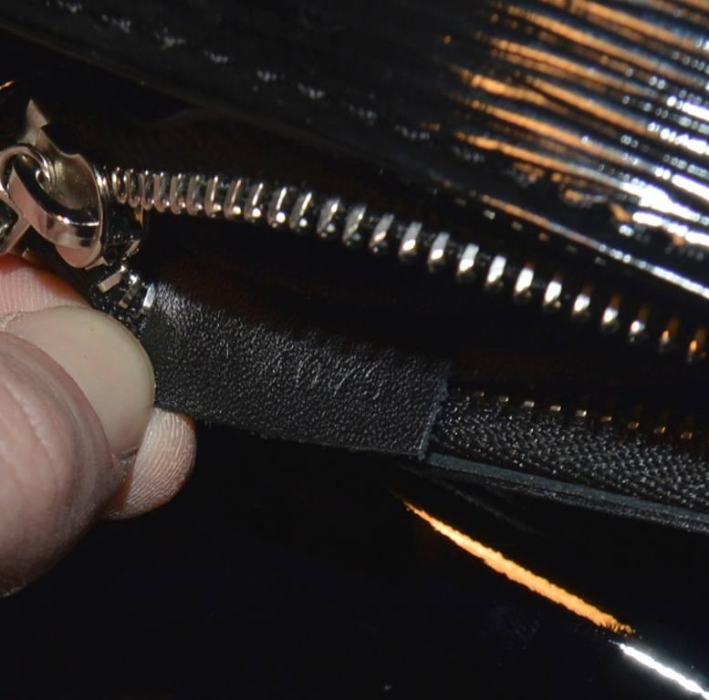 Women's Louis Vuitton Black Epi and Patent Leather Clutch