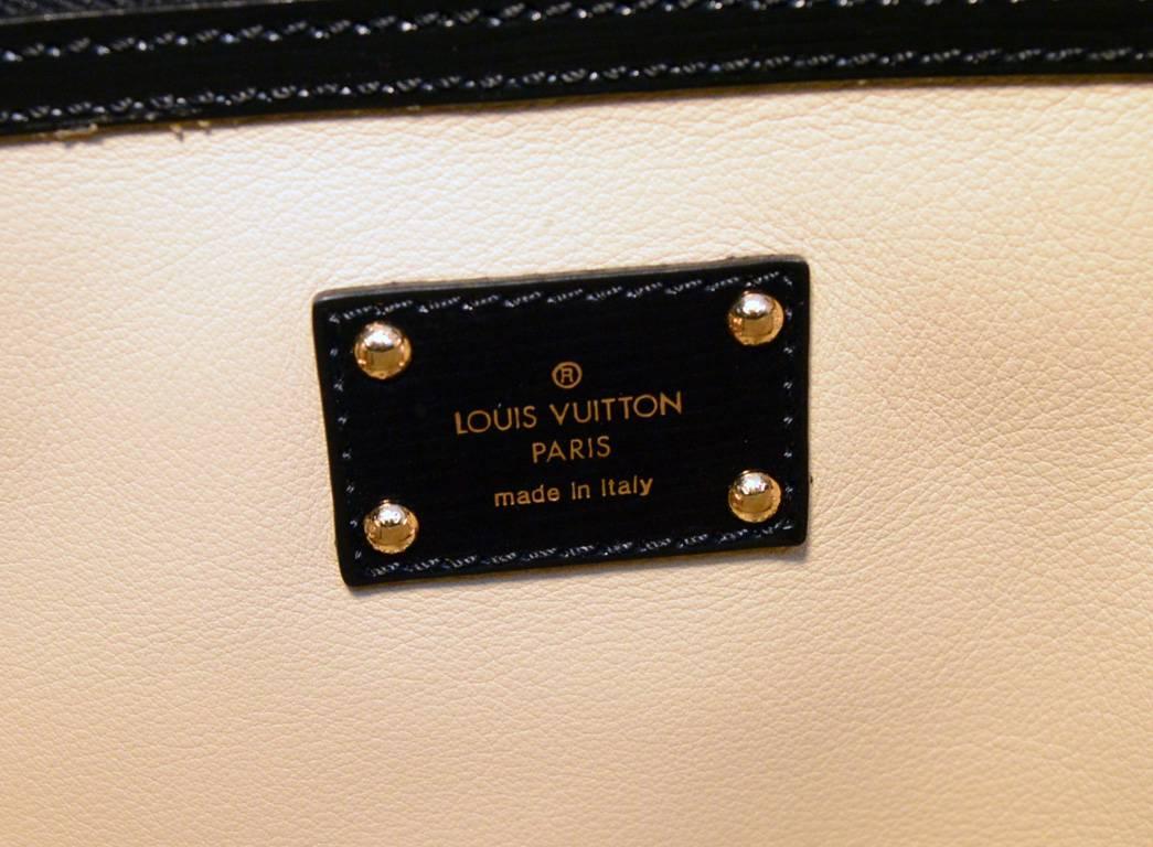 Women's or Men's Louis Vuitton Patent Leather Messenger Bag