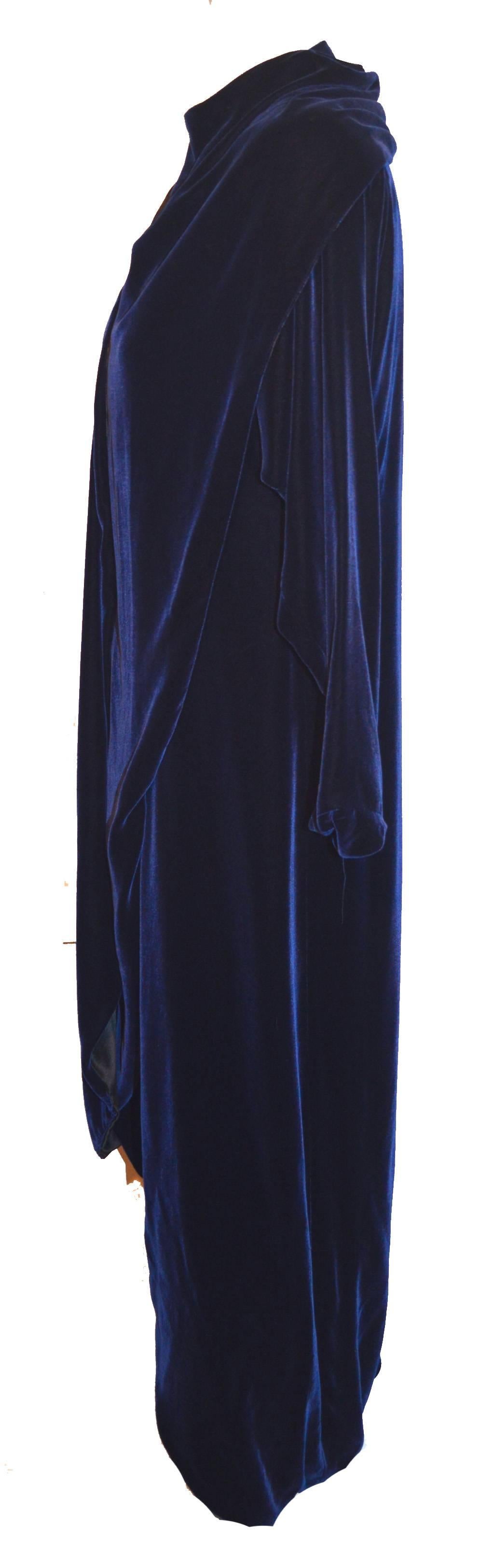 Halston 1970s Navy Blue Velvet Wrap Dress Cloak Size 10 1