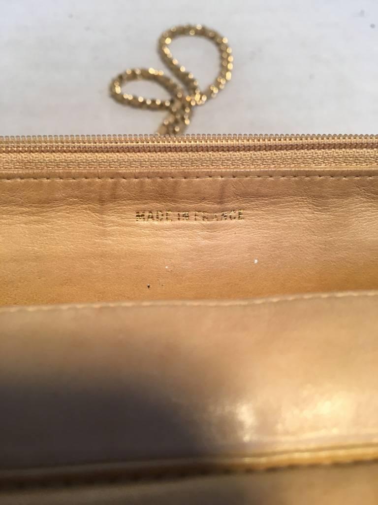 Chanel Vintage Nude Caviar Leather Wallet on Chain WOC In Good Condition In Philadelphia, PA