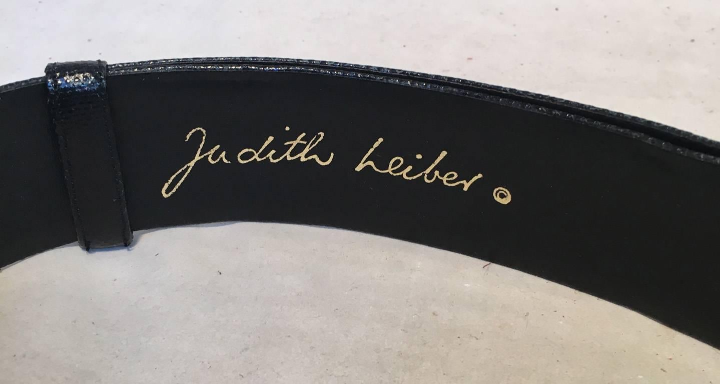 Judith Leiber Vintage Black Lizard Cameo Adjustable Belt In Excellent Condition In Philadelphia, PA
