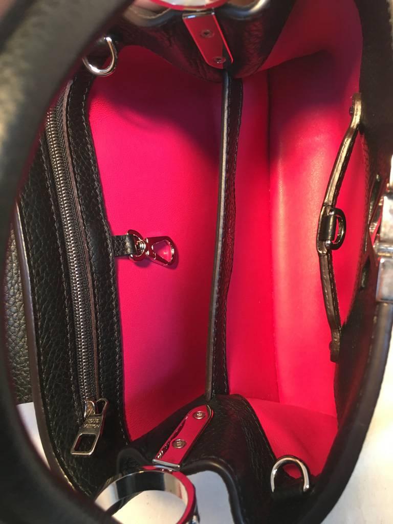 Women's Louis Vuitton Black Capucines BB Handbag 