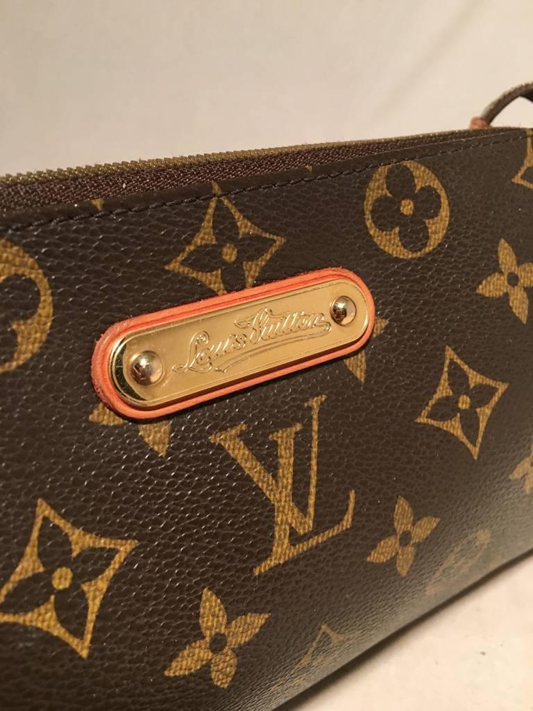 Louis Vuitton Monogram Eva Pouch Handbag Purse In Excellent Condition In Philadelphia, PA