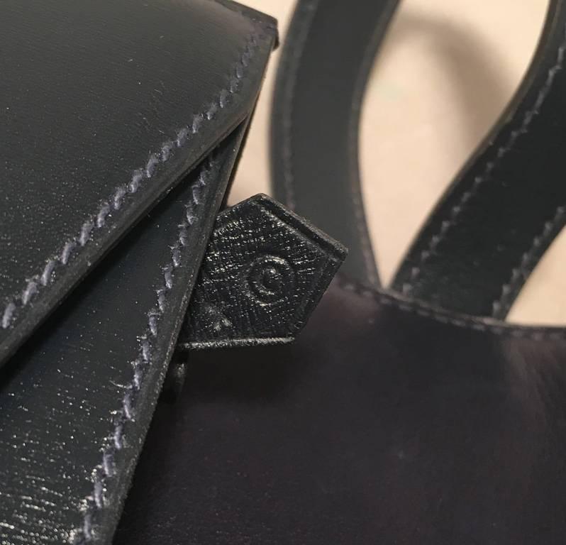 Hermès Vintage Navy Blue - Sac à bandoulière Kelly Lock en cuir avec rabat frontal 3