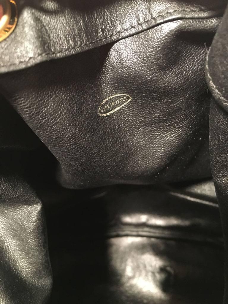 Chanel Vintage Black Leather Drawstring Bucket Shoulder Bag In Good Condition In Philadelphia, PA