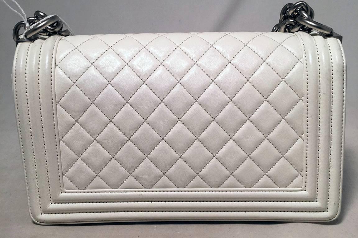 Chanel White Quilted Le Boy Classic Flap Shoulder Bag For Sale at ...