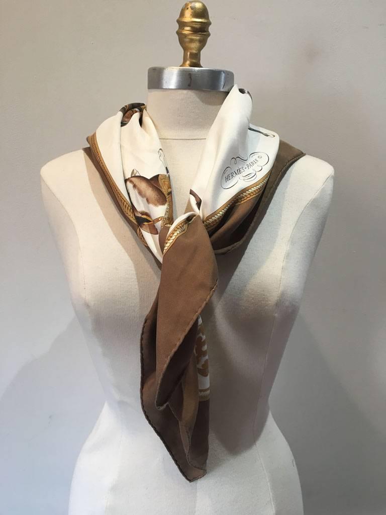 Hermes Vintage Reprise Silk Scarf in Brown c1970s In Excellent Condition In Philadelphia, PA